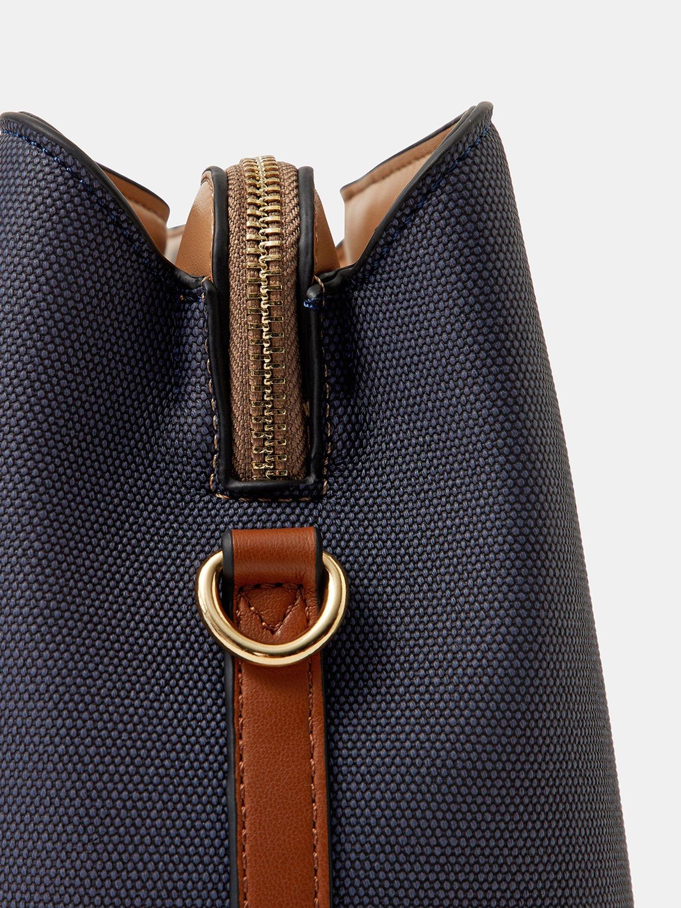 Image 5 of 5 of Accessorize WEBBING STRAP CROSSBO