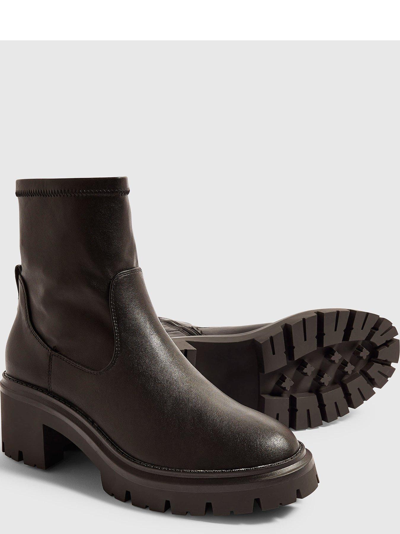 Image 4 of 5 of River Island Womens Chunky Cleated Zip Chelsea Boots - Black
