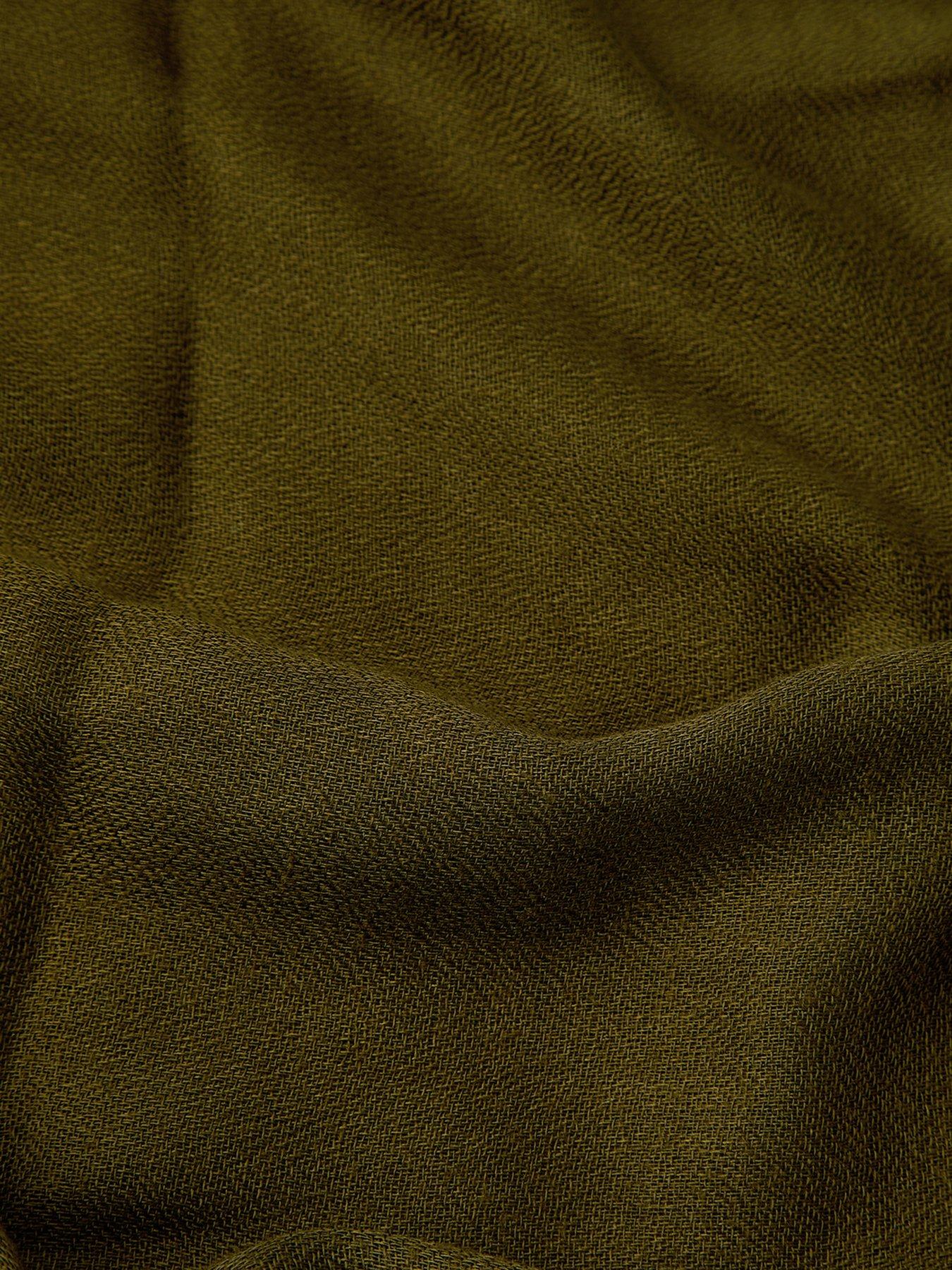 Image 2 of 2 of Accessorize Lightweight Sorrento Scarf - Green