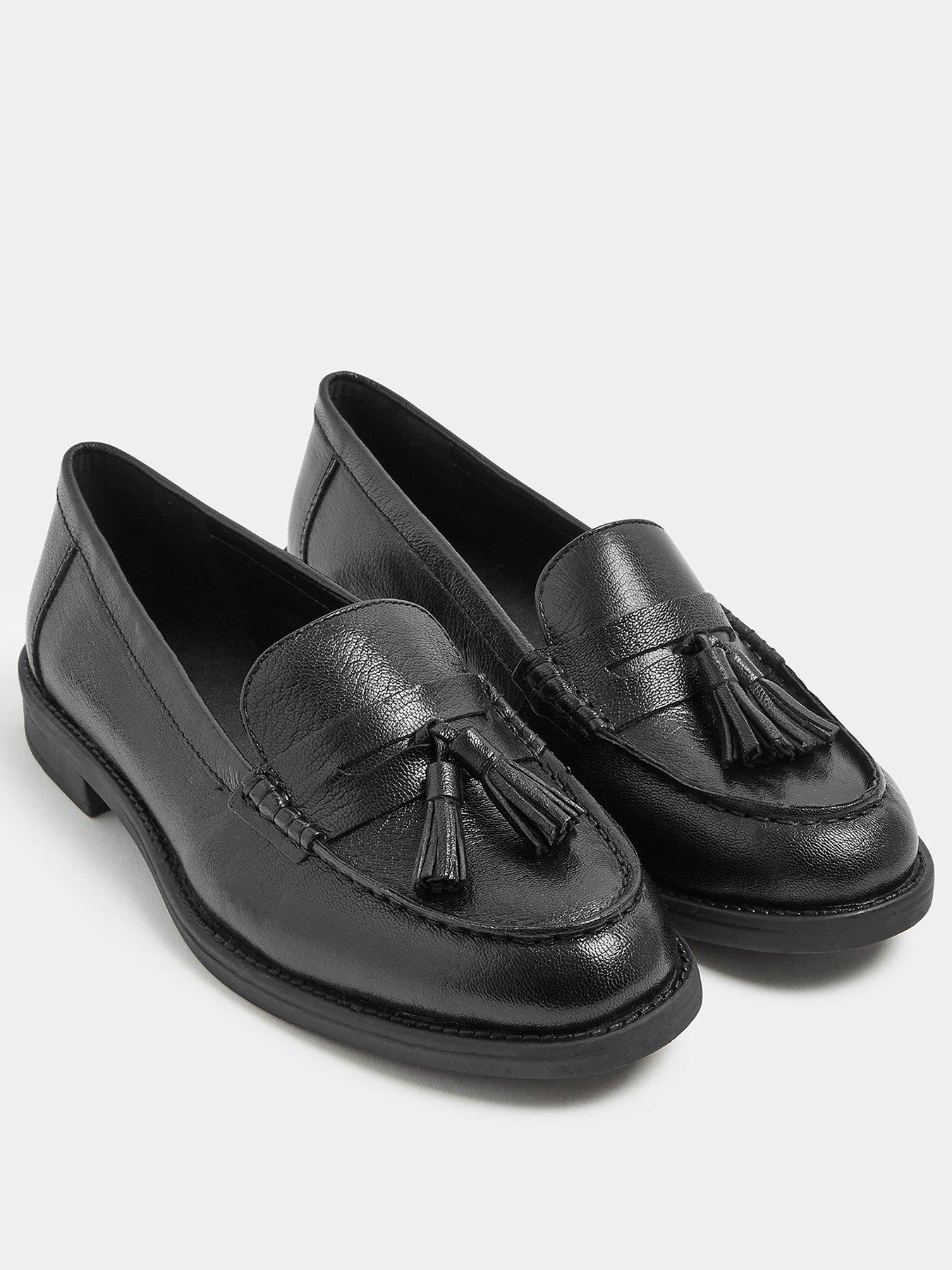 Image 2 of 4 of Yours Extra Wide Fit Tassel Loafers - Black
