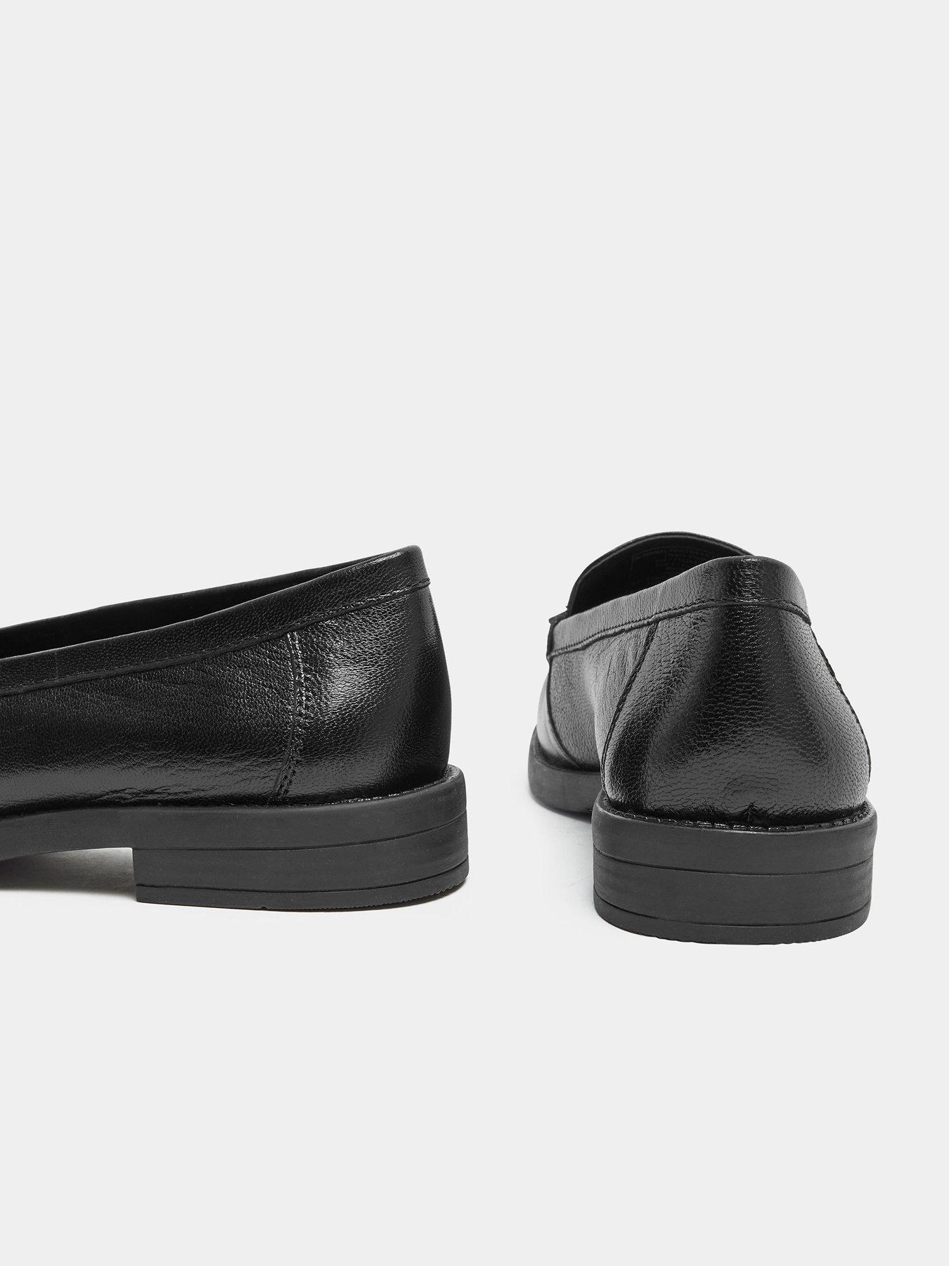Image 4 of 4 of Yours Extra Wide Fit Tassel Loafers - Black