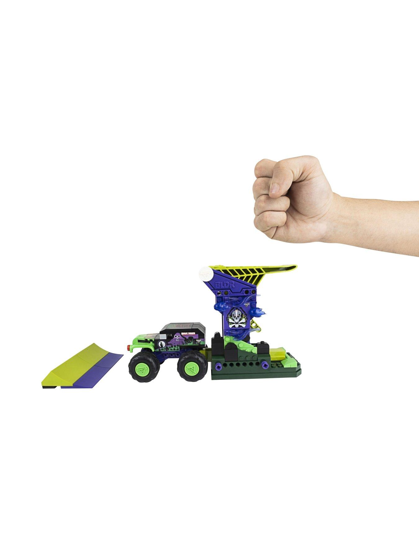 Image 3 of 7 of Monster Jam Monster Jam Smash And Launch Grave Digger Building Set