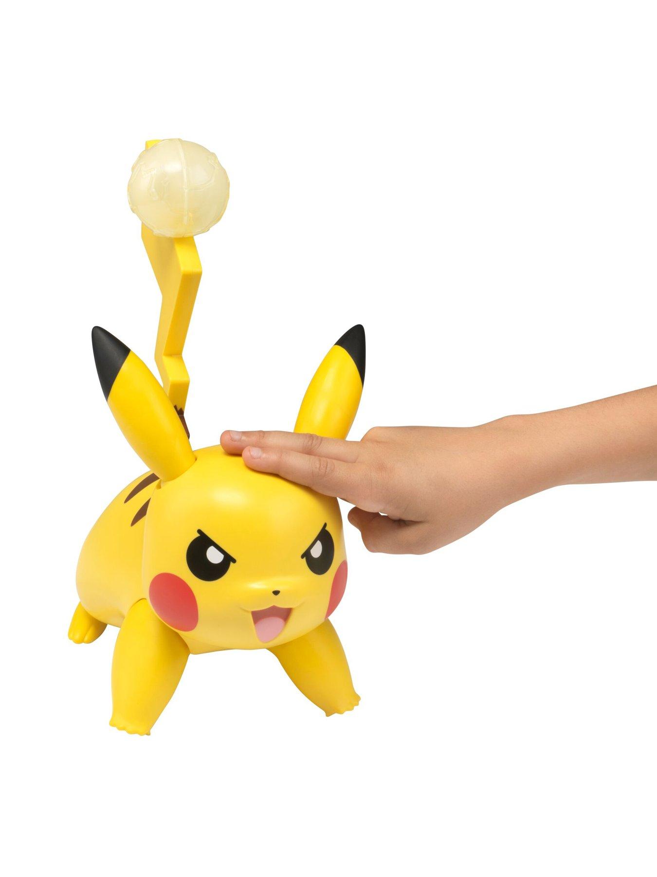 Image 2 of 8 of Pokemon Light-Up Battle Action Pikachu Interactive Deluxe Figure
