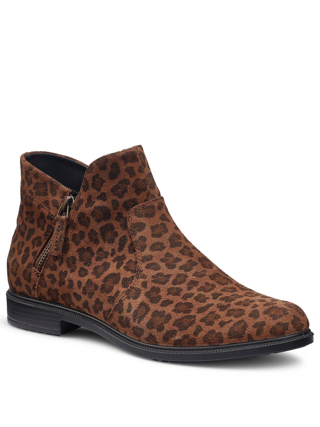 Image 2 of 4 of Hotter Ludlow Wide Fit Zip Boot - Leopard