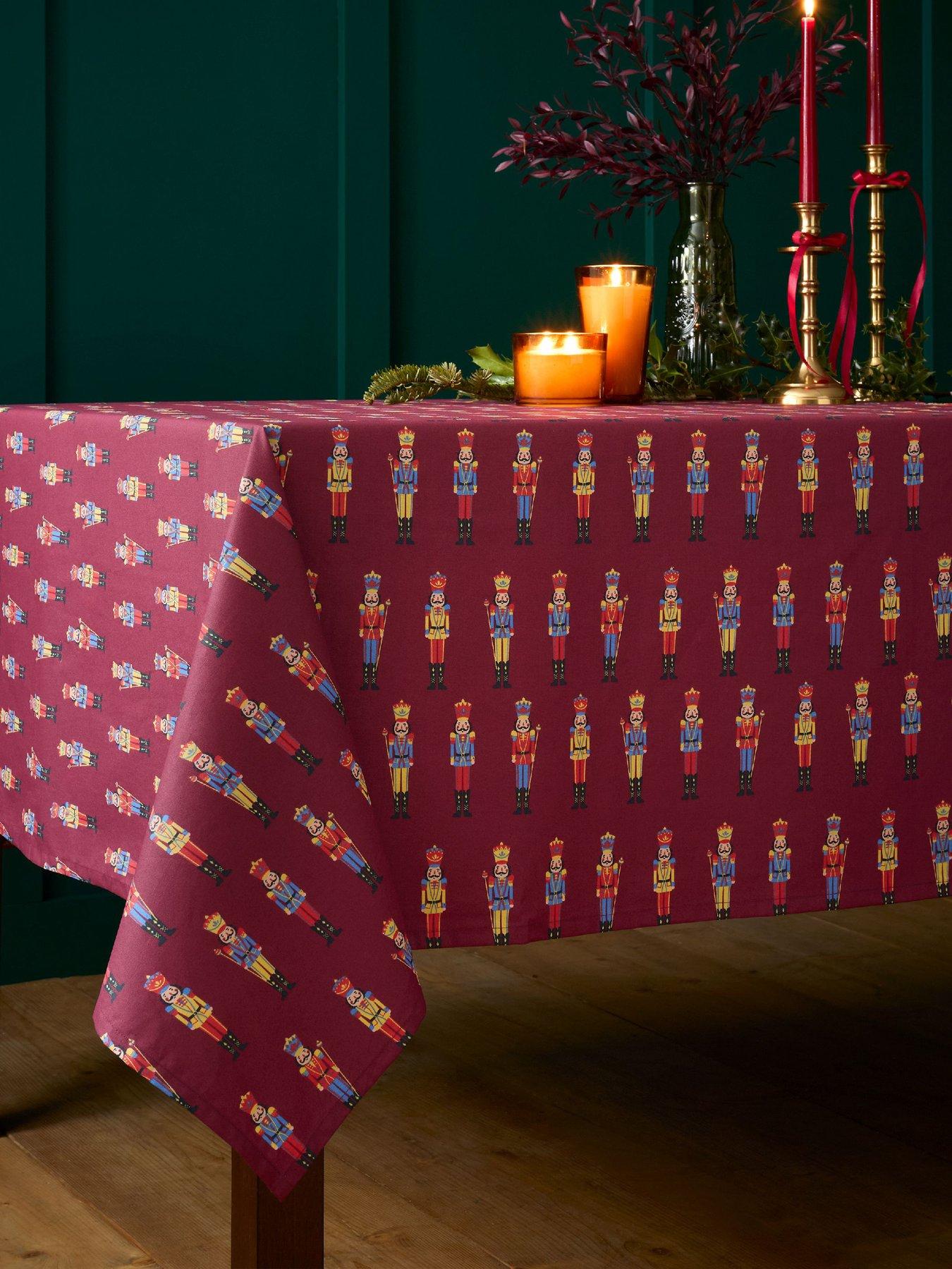Catherine Lansfield 100% Cotton Christmas Nutcracker Table Cloth