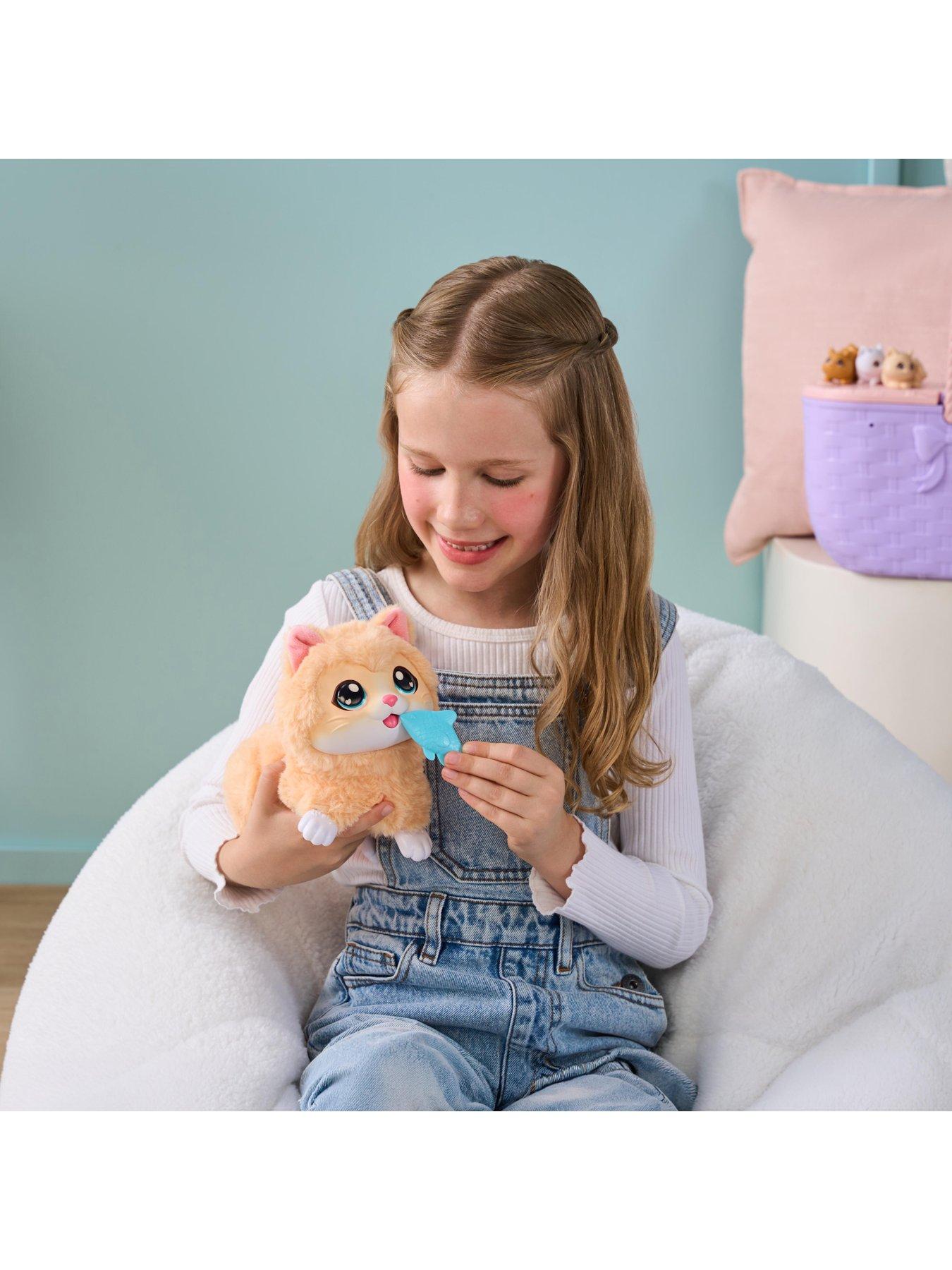 Image 5 of 8 of Little Live Pets Interactive Sounds Mama Surprise Kittens Playset - Playset