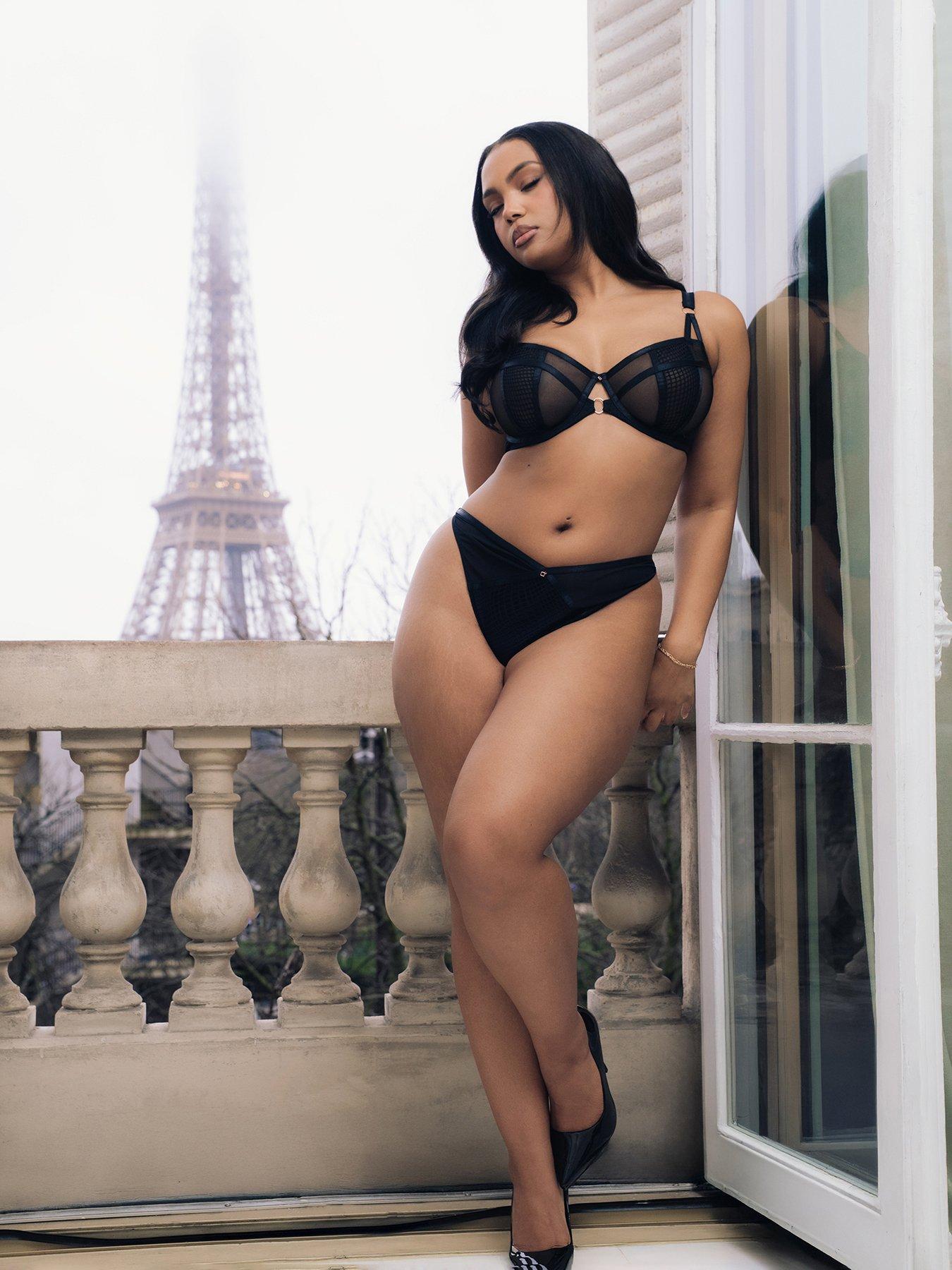 Image 4 of 5 of Curvy Kate Scantilly BY Curvy Kate Friction Balcony Bra - Black