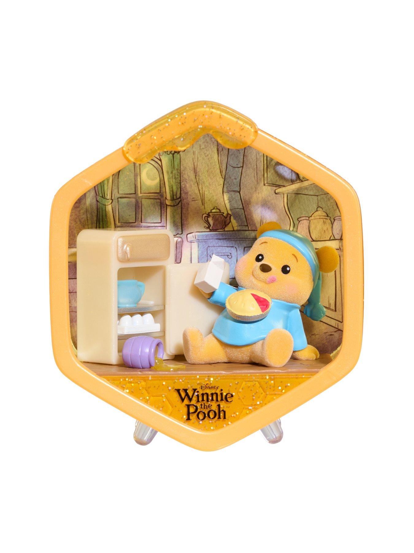 Image 4 of 7 of Winnie The Pooh Honeycomb Homes Scene Setters