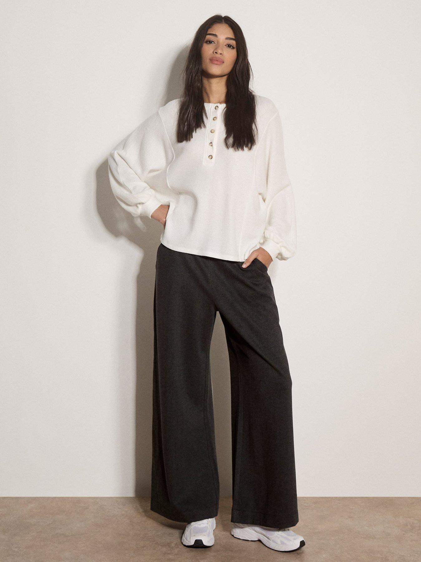 Image 3 of 4 of Apricot Soft Button Front Blouson Sleeve Top - Cream