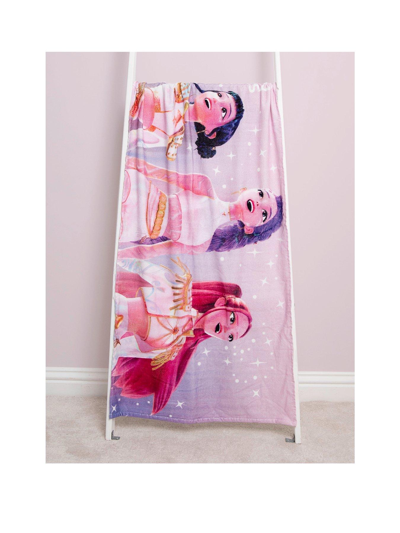 Image 2 of 7 of K-Pop Demon Hunters K-Pop Demon Hunters Celestial Digital Towel