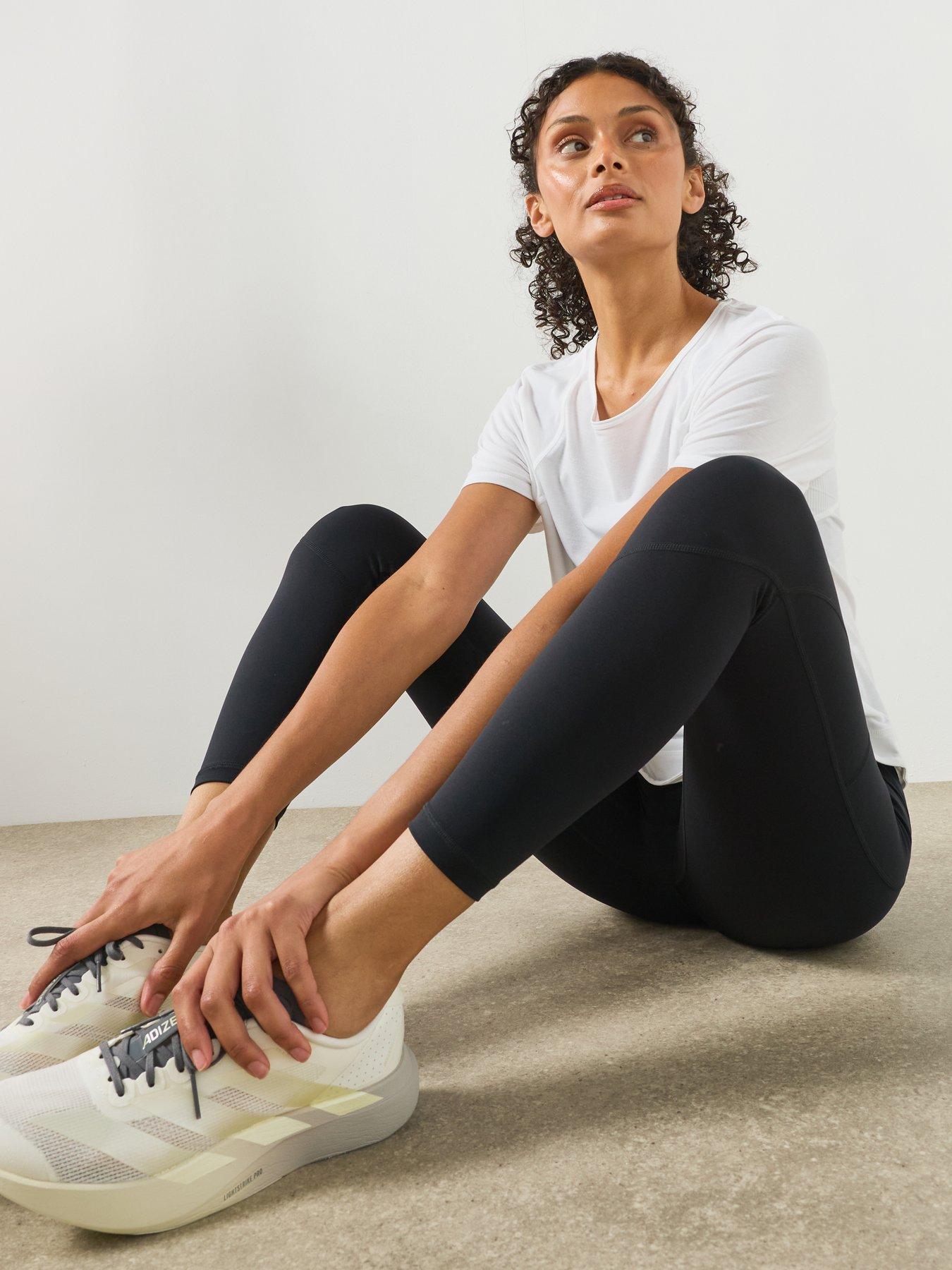 Image 4 of 6 of Sweaty Betty Womens Runner's High Power 7/8 Leggings - Black