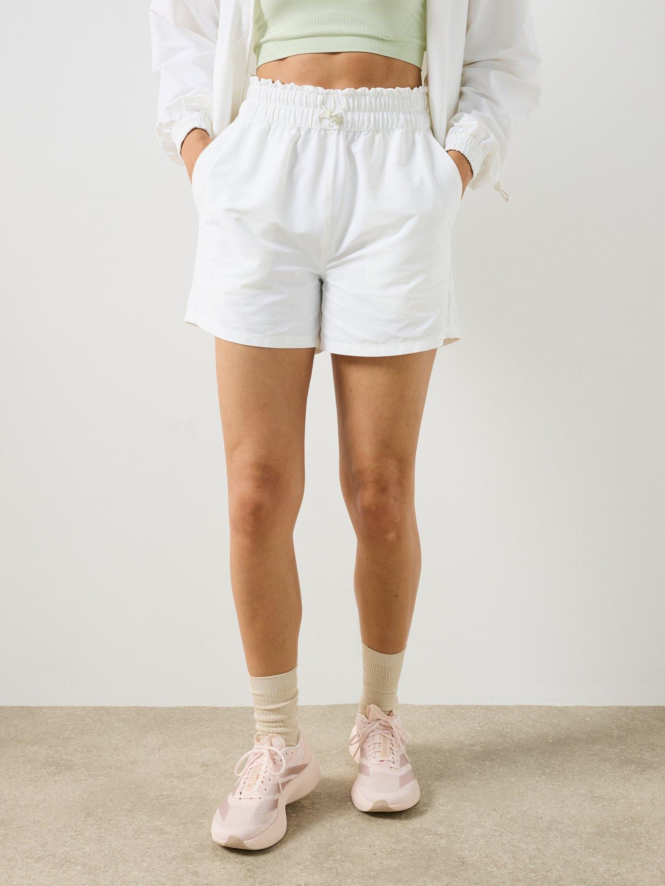 Image 1 of 6 of Sweaty Betty Womens Training Seersucker 6 Inch Texture Shorts - White