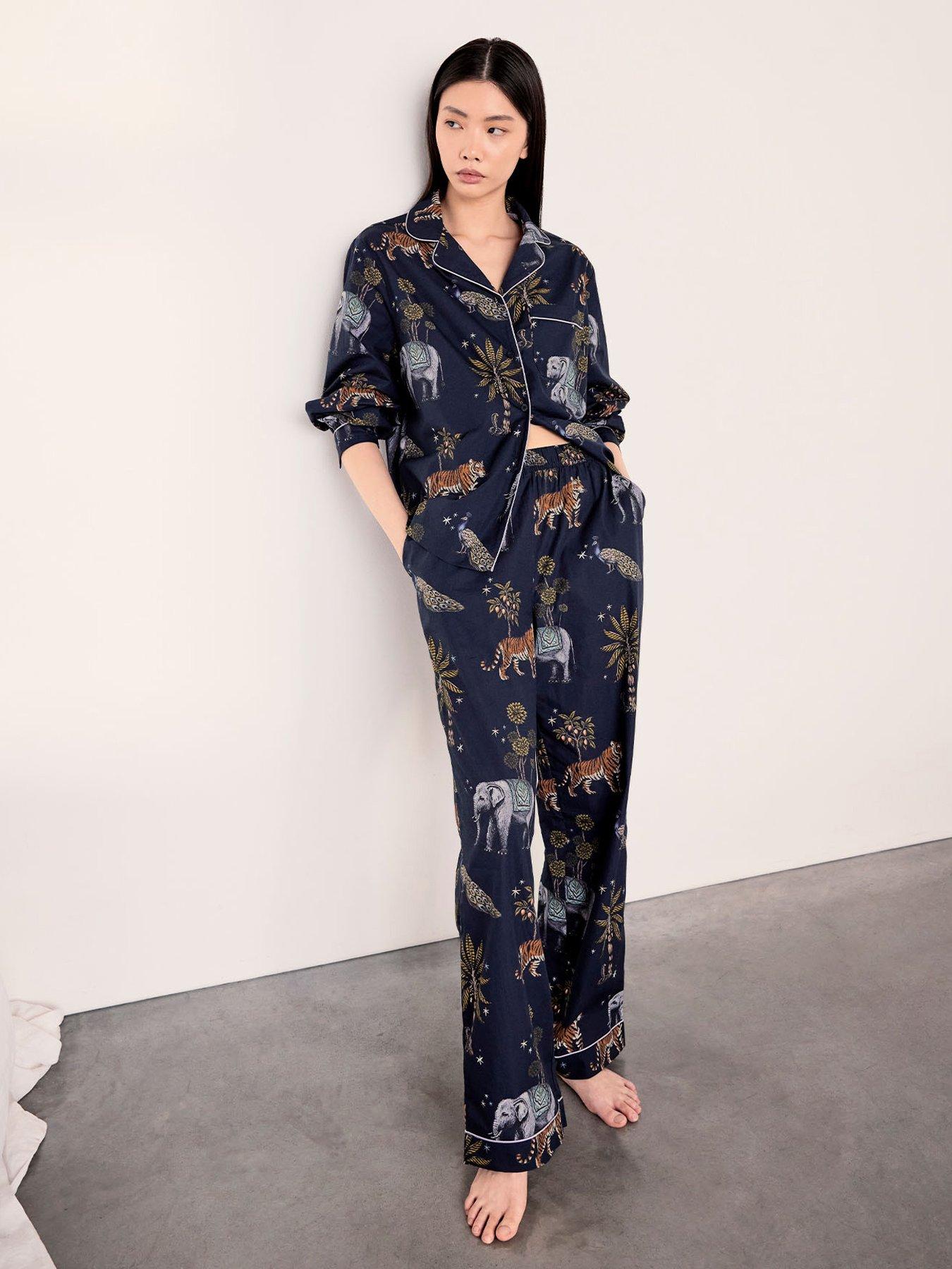 CHELSEA PEERS Chelsea Peers Tall Cotton Twilight Safari Print Long Pyjama Set - Navy
