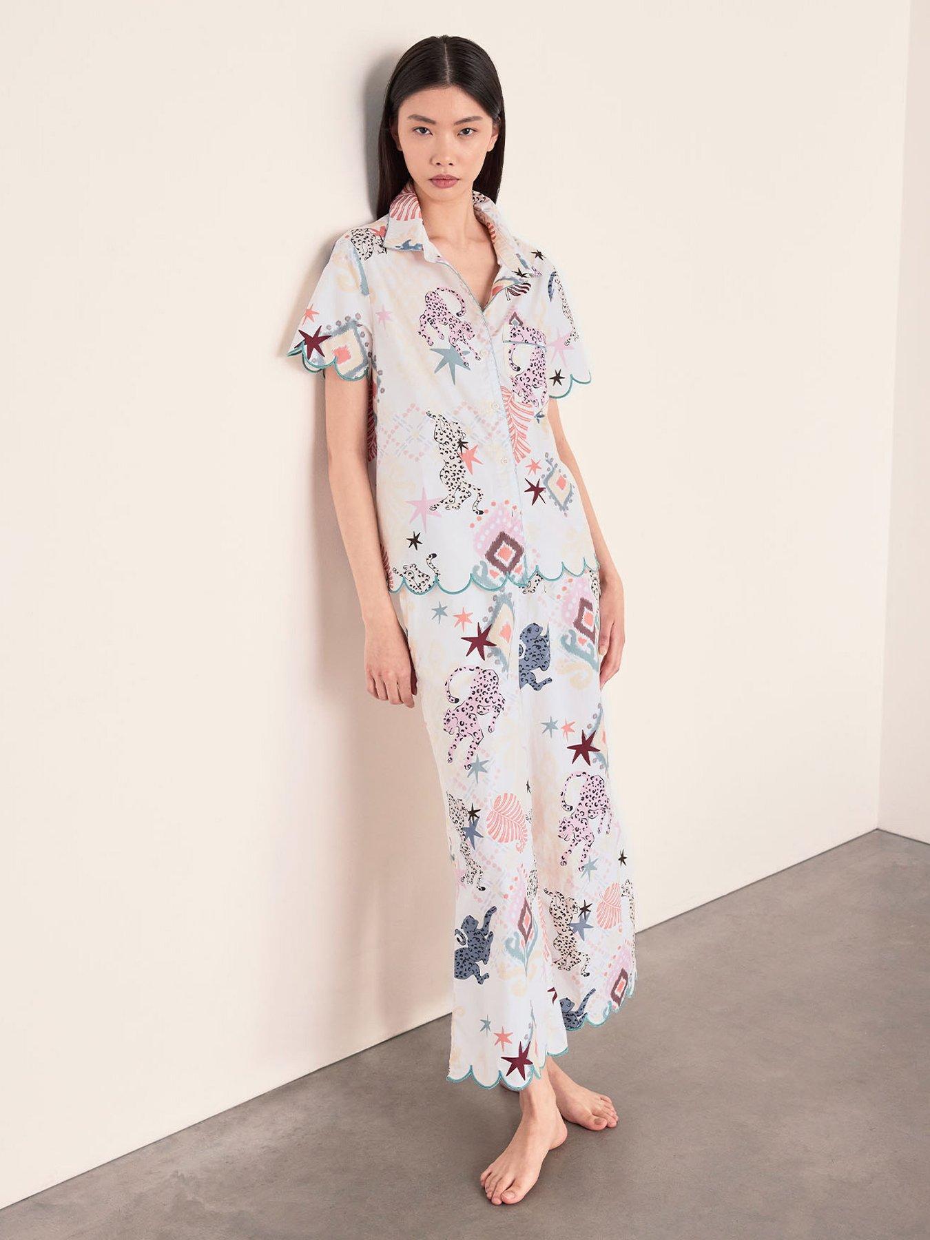 CHELSEA PEERS Chelsea Peers Organic Cotton Bohemian Leopard Print Long Pyjama Set - Off White