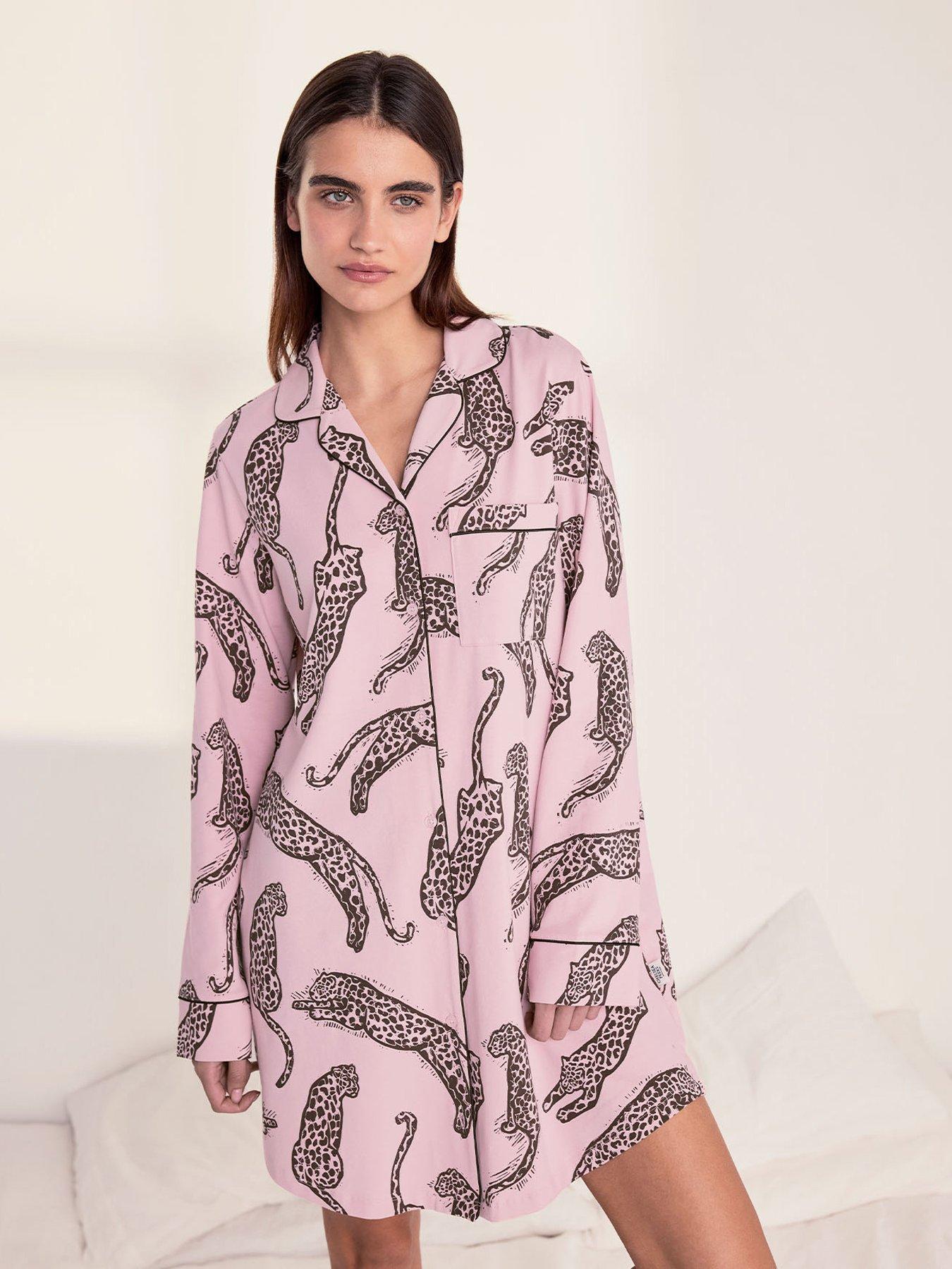 CHELSEA PEERS Chelsea Peers Organic Cotton Lino Cut Leopard Print Nightshirt - Pink