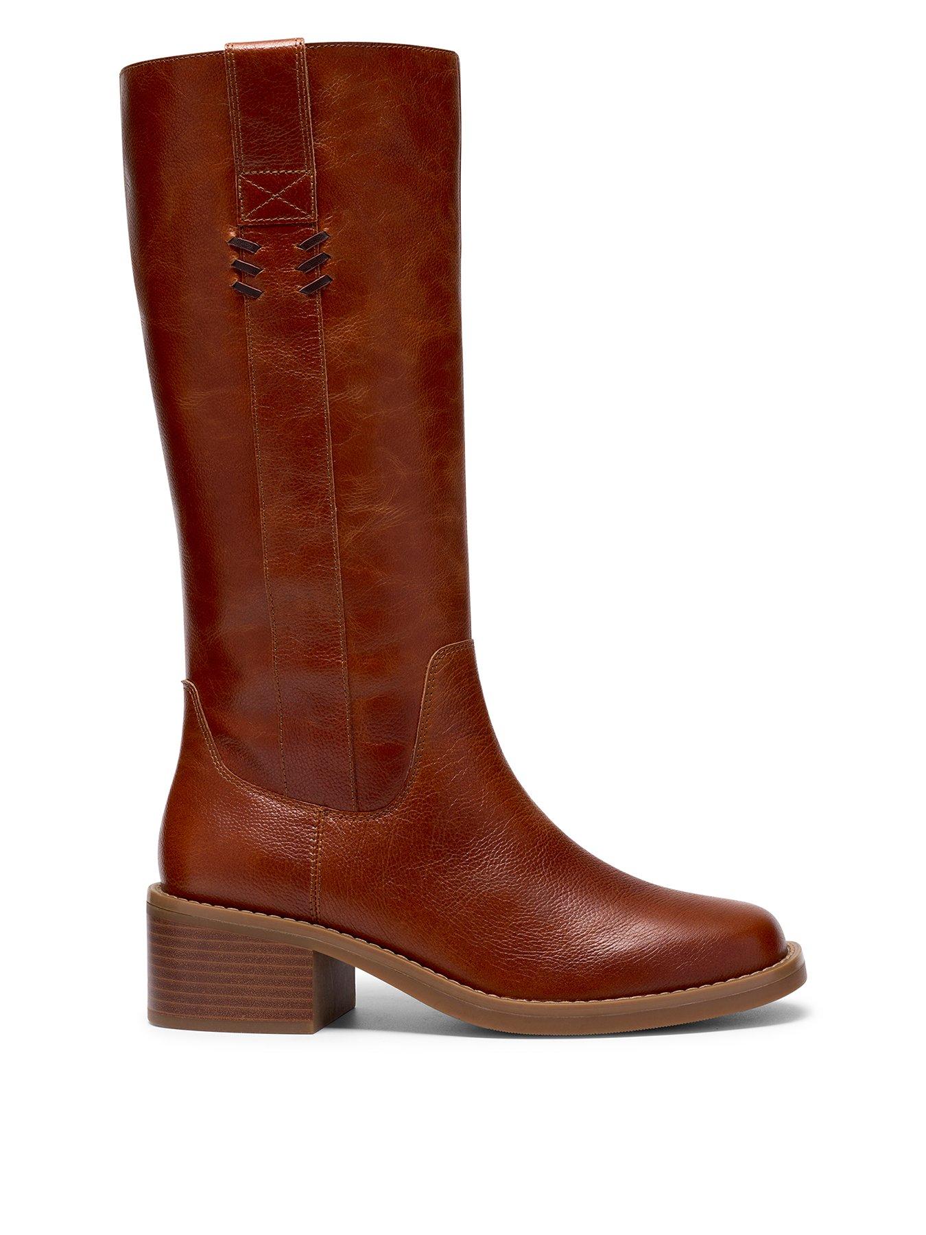 Clarks Digby Ranch Leather Premium Boot - Brown
