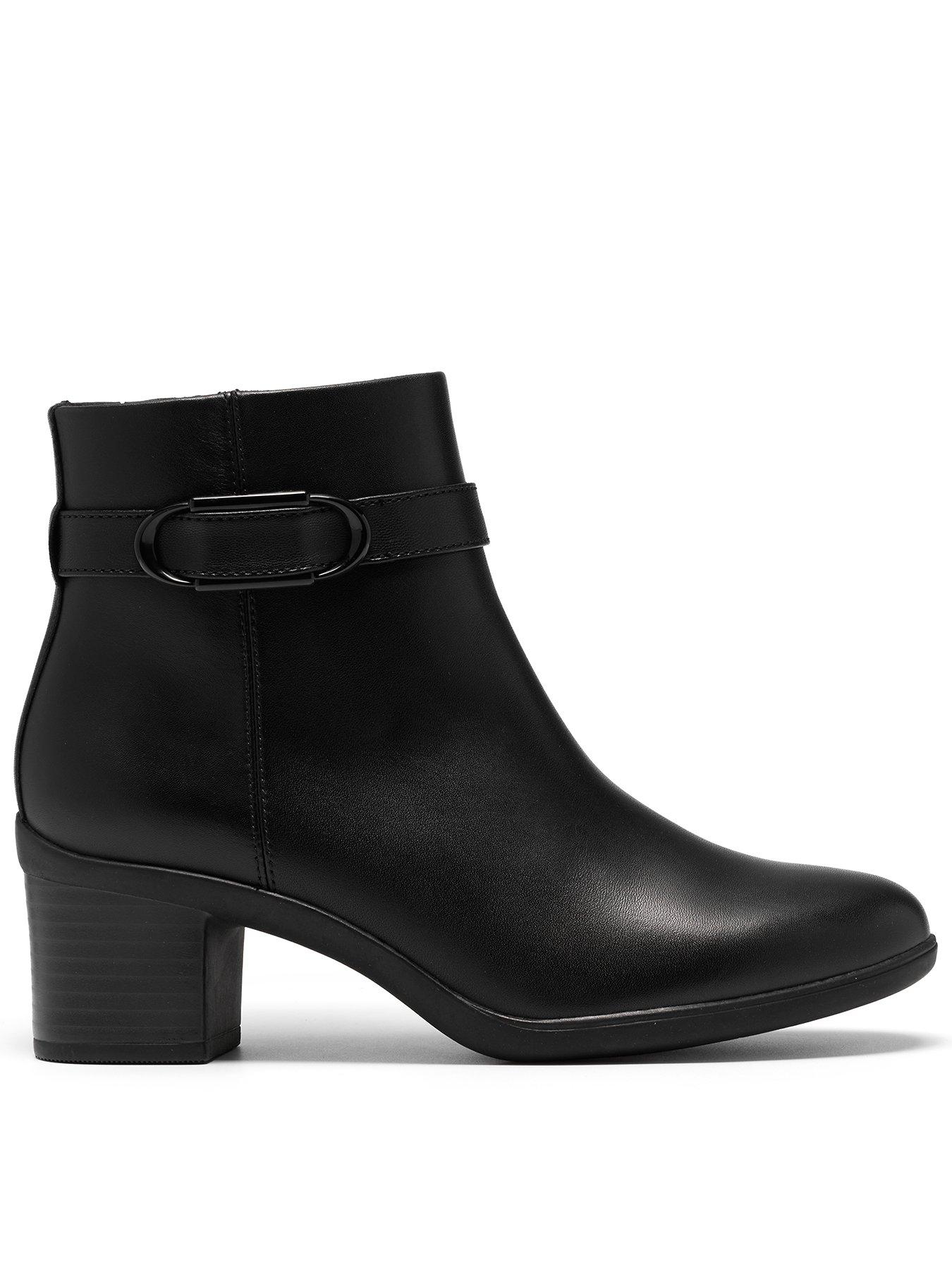 Clarks Wide Fit Shaya Style Black Boot