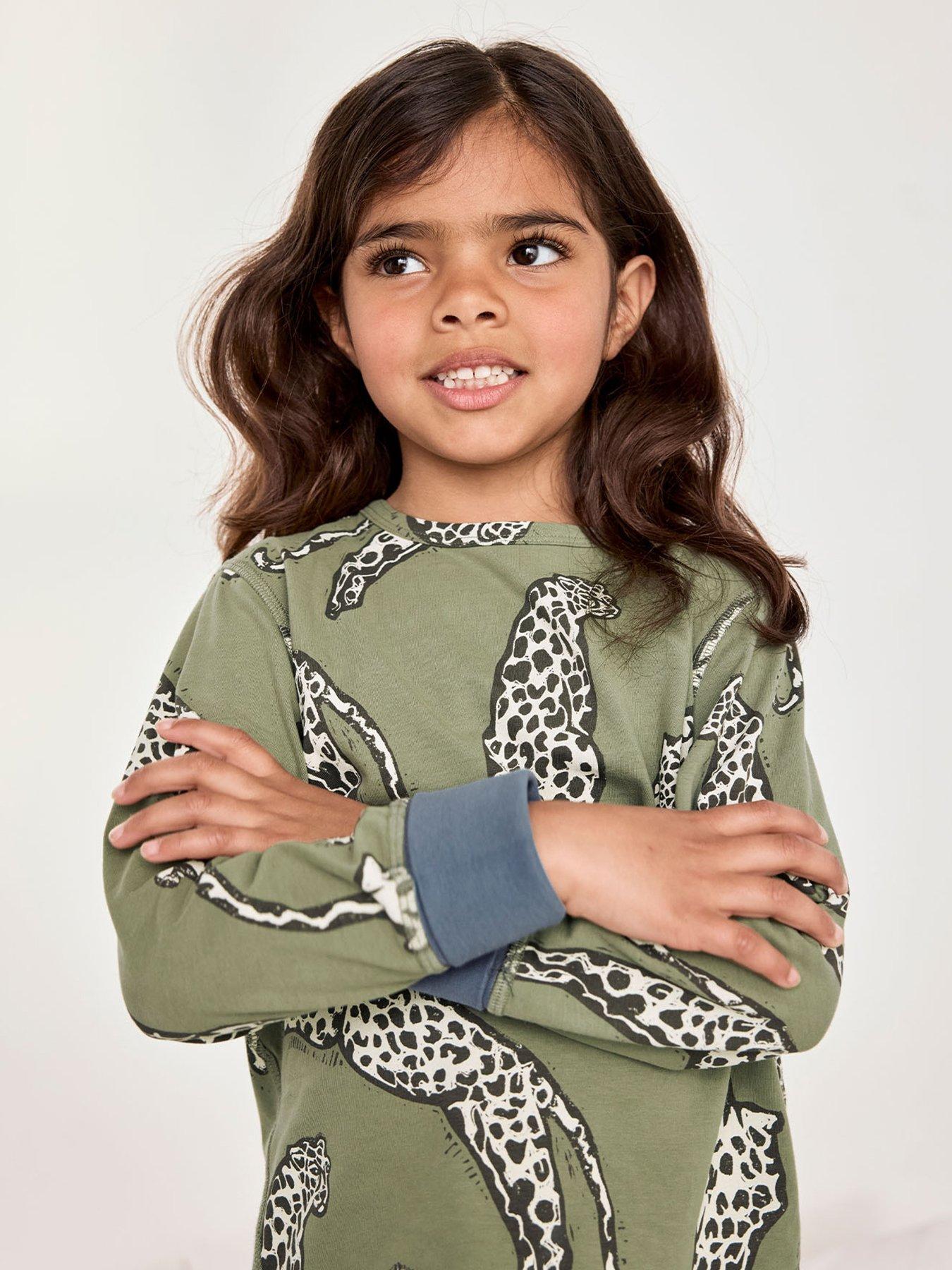 Image 4 of 6 of CHELSEA PEERS Unisex Kids 2 Pack Star Stripe/Leopard Print Long Pyjama Set - Multi