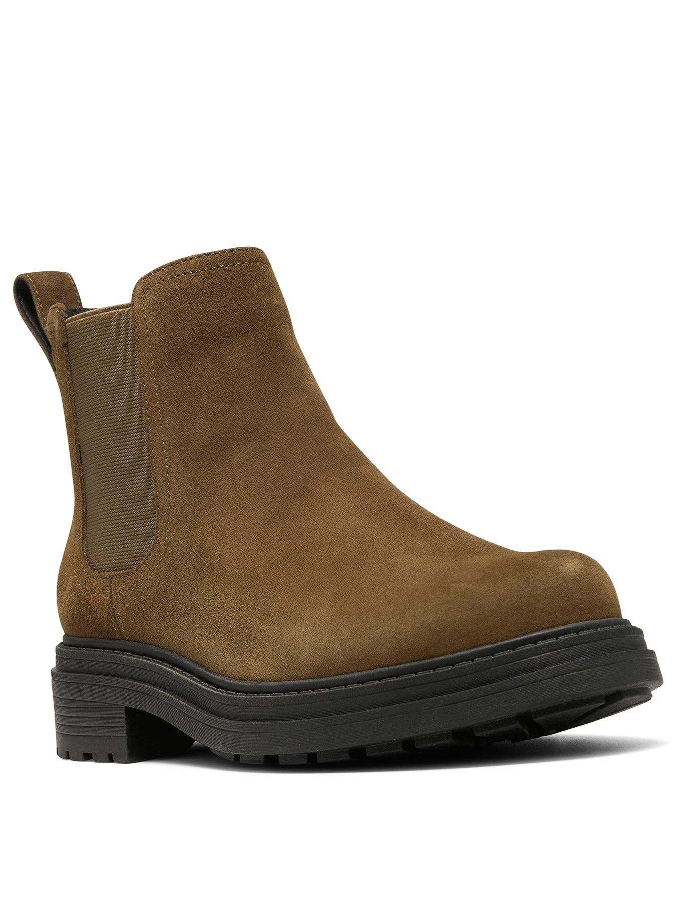 Image 2 of 6 of Clarks Orinoco3 Lane Suede Boot - Olive