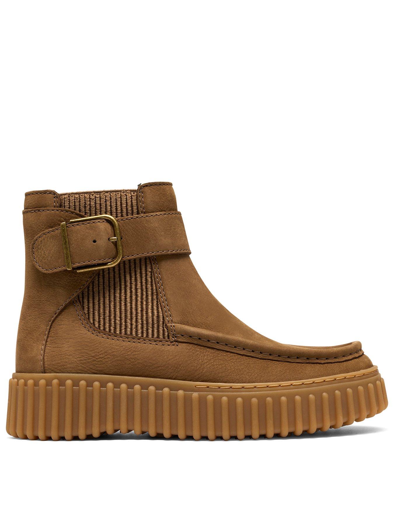 Clarks Walnut Torhill Buckle Boot - Brown