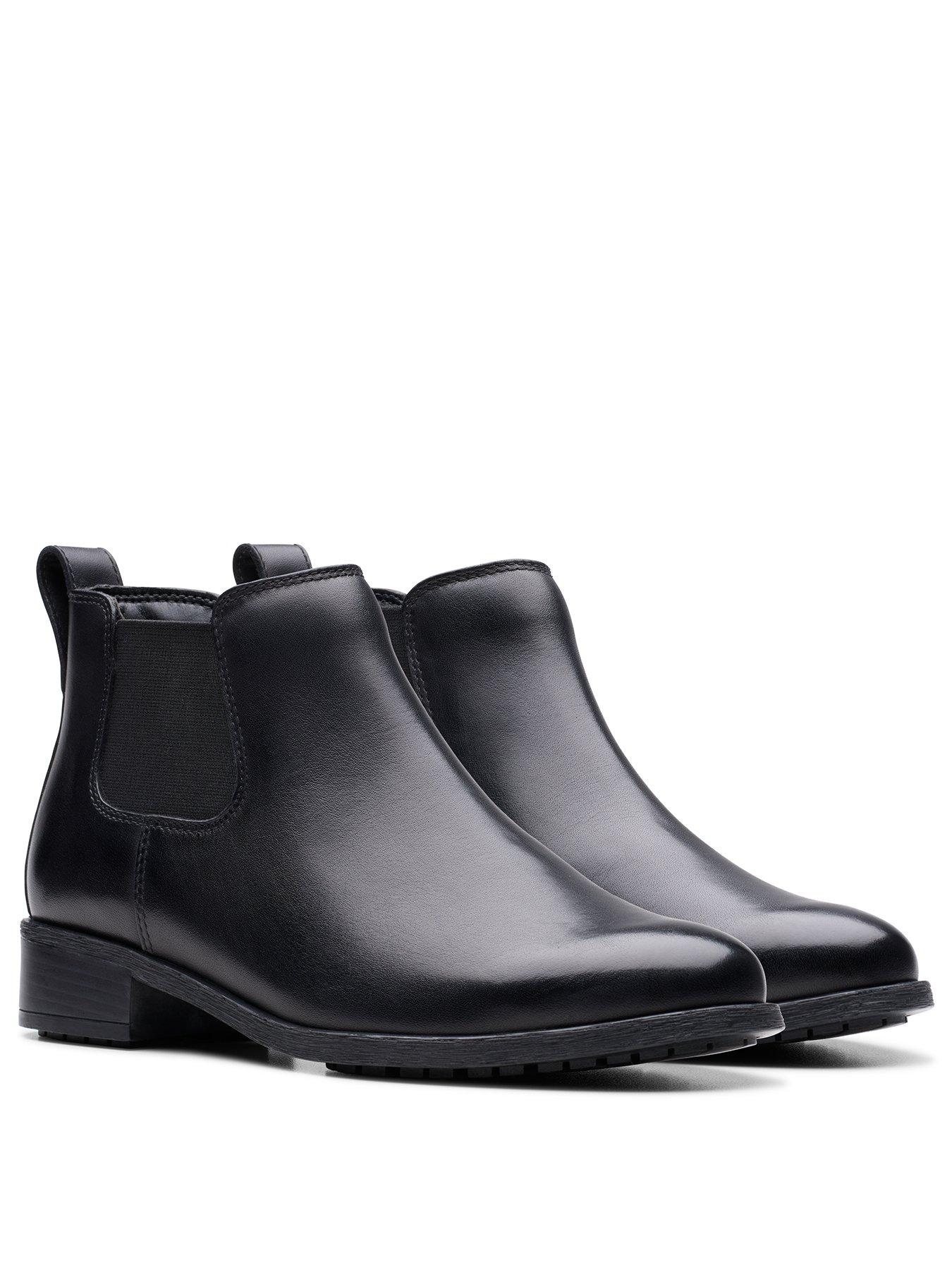 Image 2 of 7 of Clarks Womens Wide Fit Havisham Top Ankle Boots - Black
