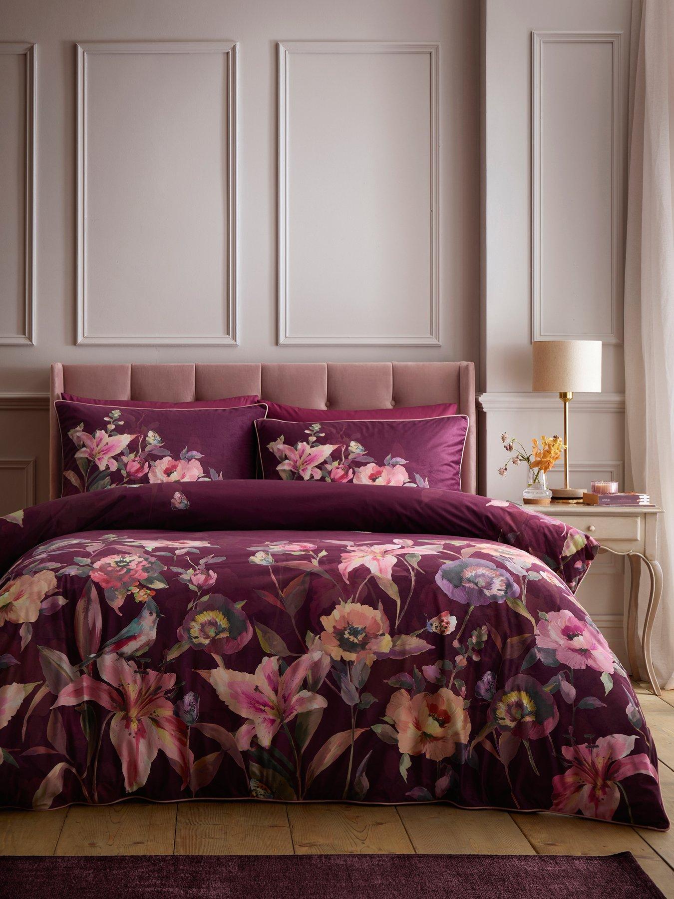 Soiree Tatiana Duvet Cover Set In Berry