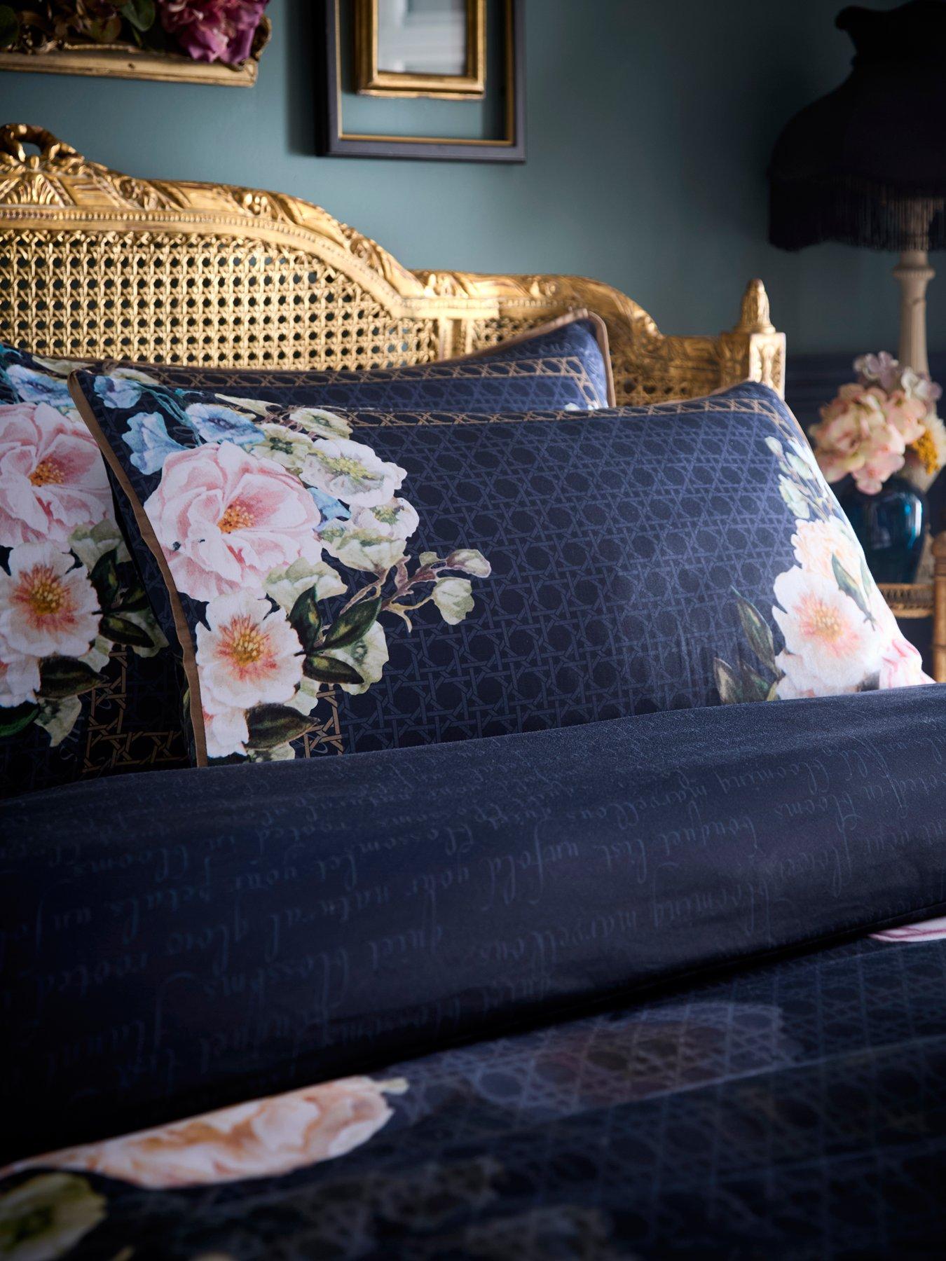 Image 3 of 6 of Laurence Llewelyn-Bowen Bouquet List Duvet Cover Set In Navy