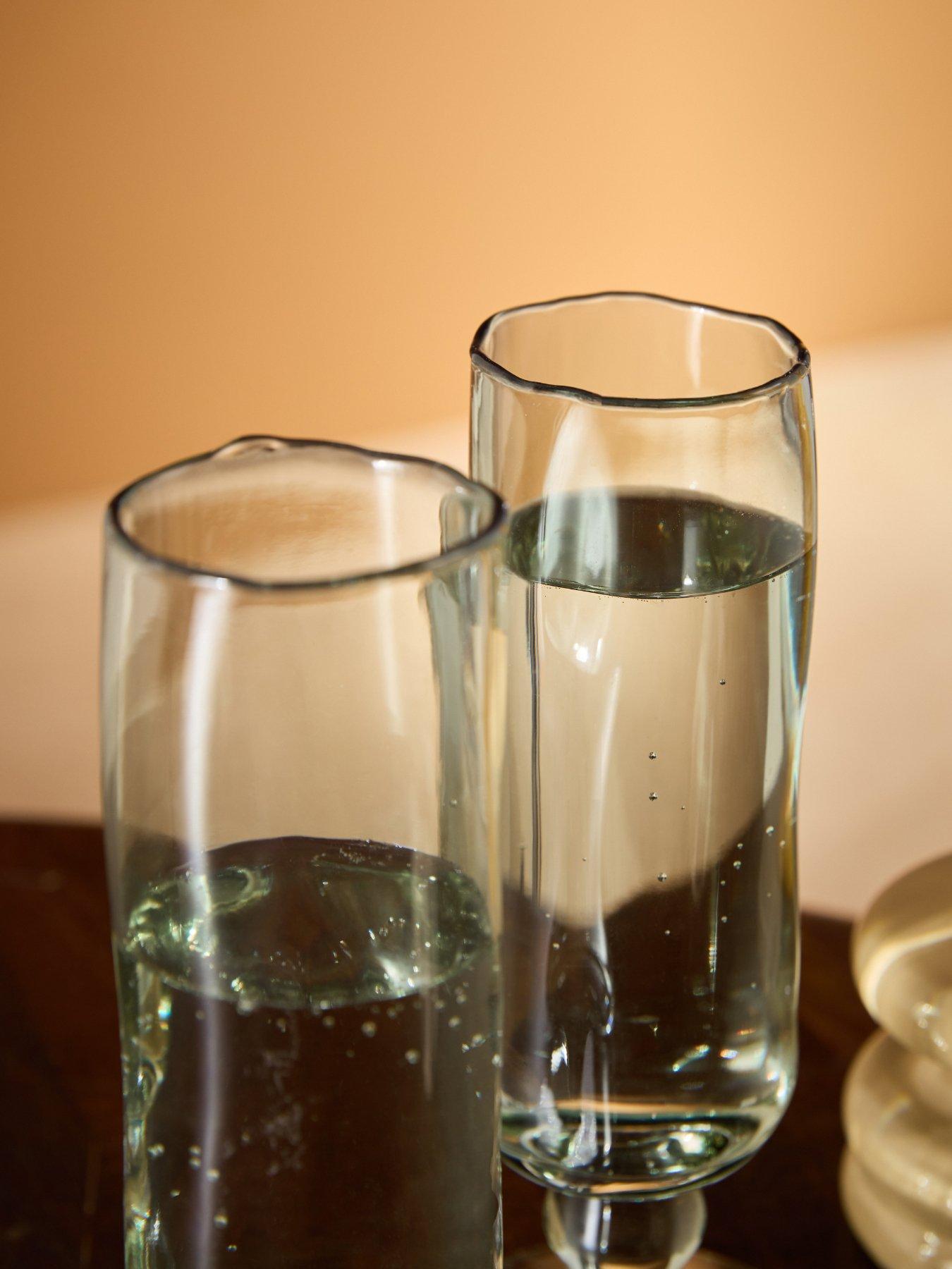 Image 5 of 5 of Made Travellers Rest Champagne Flute 4pk
