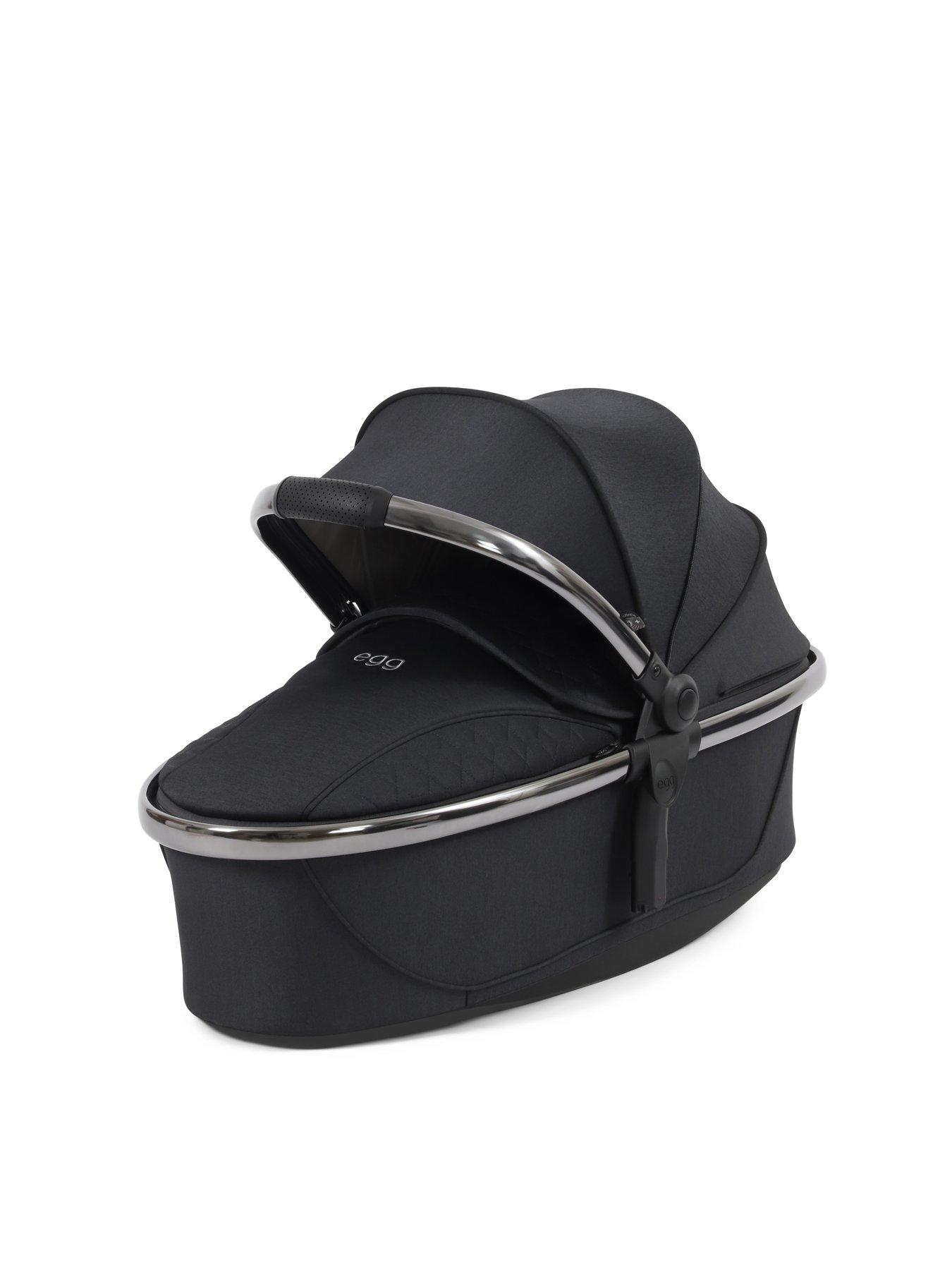 Image 3 of 6 of Egg egg3 Luxury Bundle with 360 egg shell Car Seat &amp; base - Carbonite