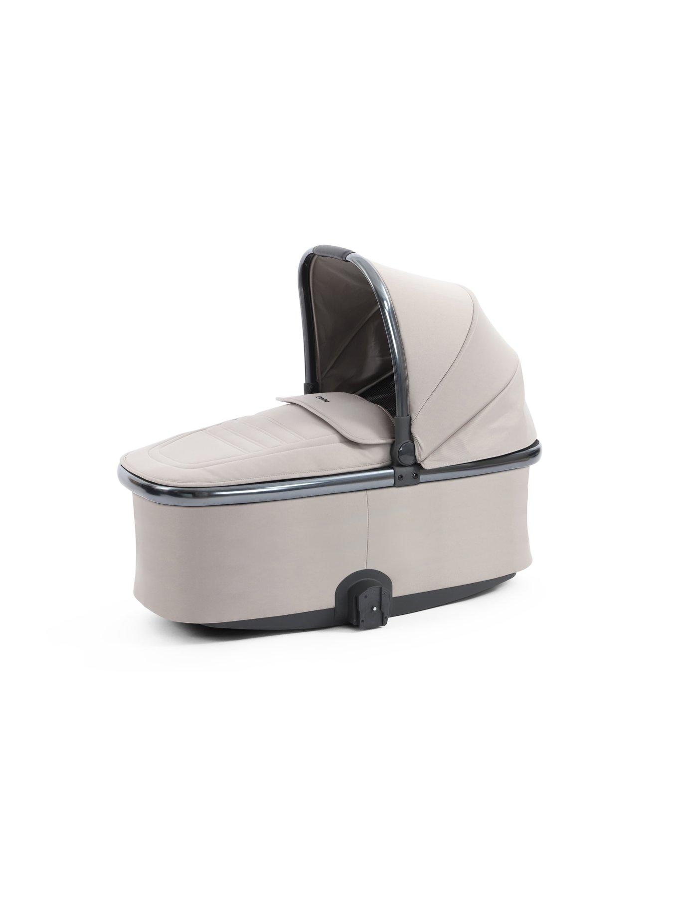 Image 3 of 6 of Oyster Oyster 4 Luxury Pushchair 360 Bundle - Stone