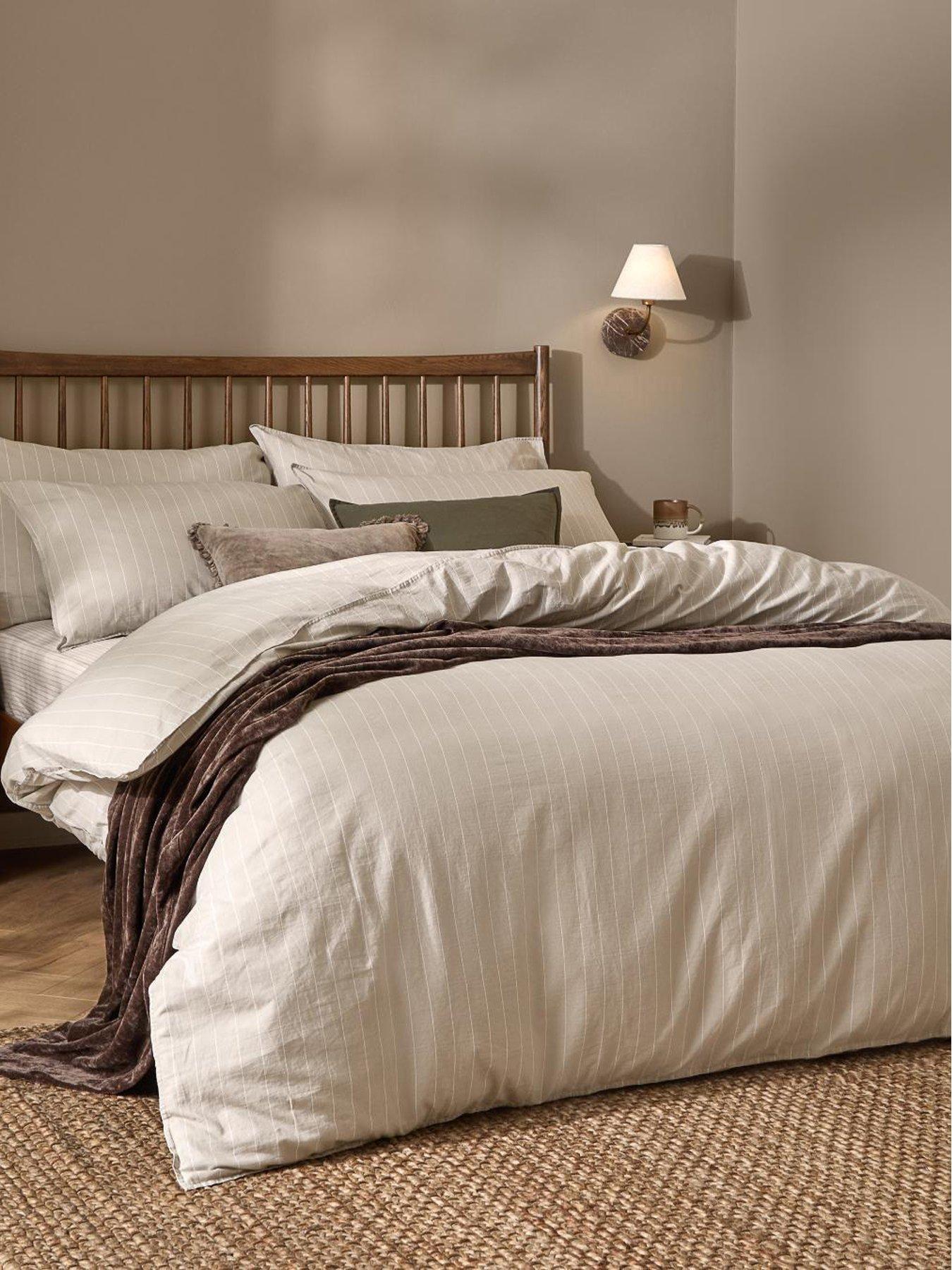 Yard Linear Stripe Super King Duvet Set Natural