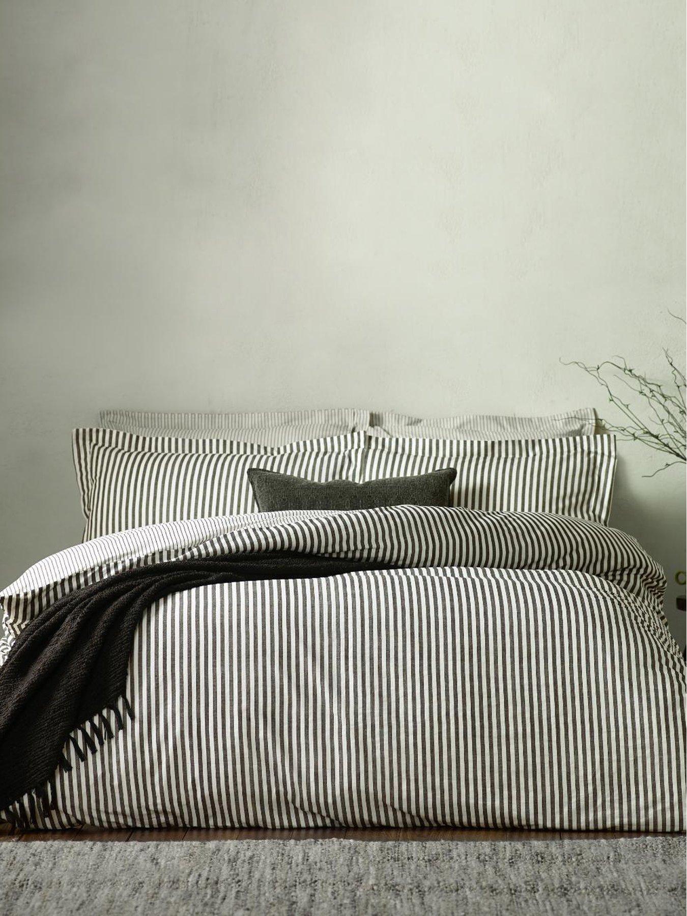 Yard Hebden Duvet Set Black