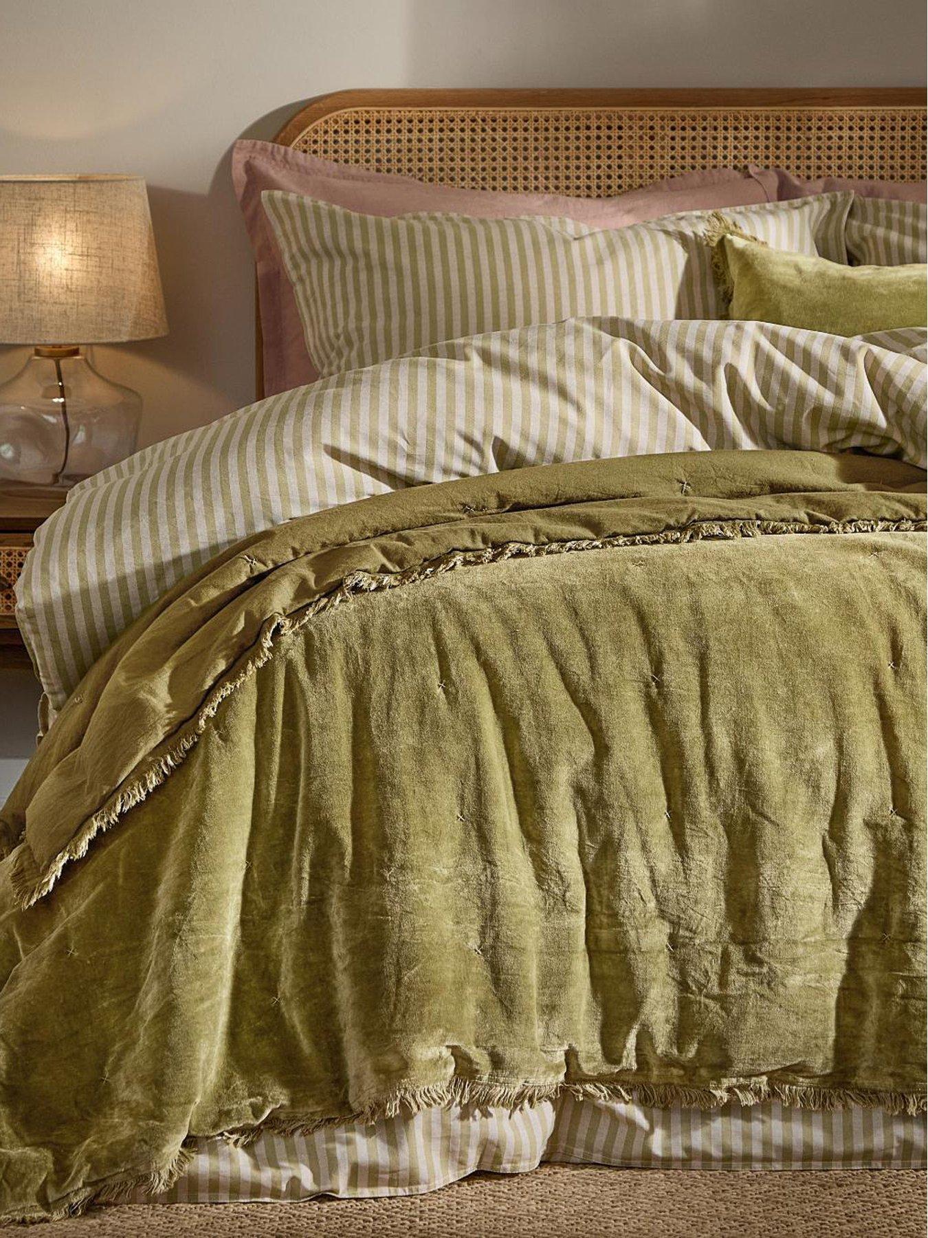 Yard Jaye 140X220cm Filled Bedspread Moss