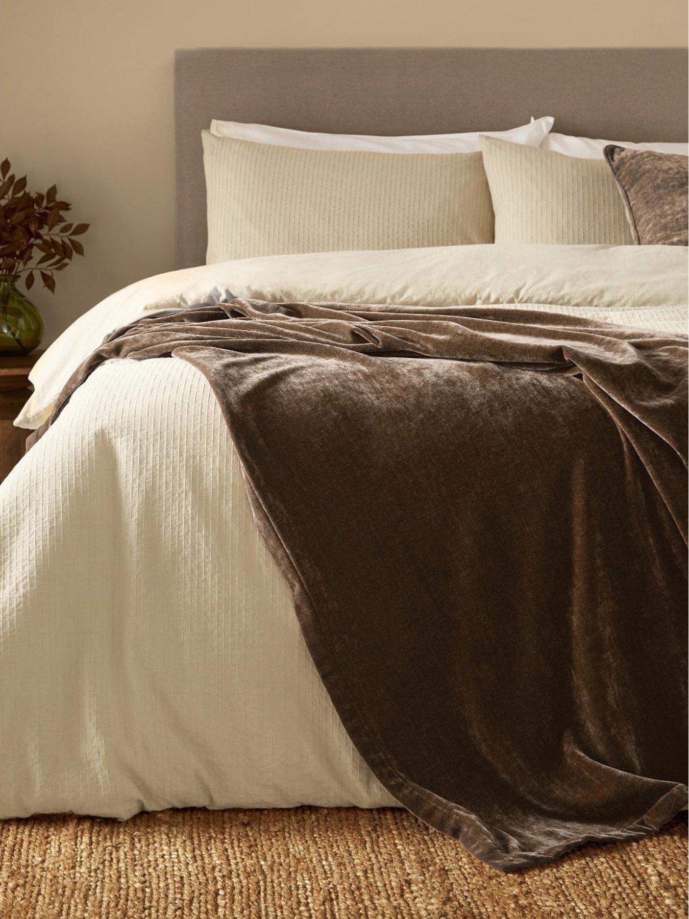 Yard Heavy Chenille 150X200cm Throw