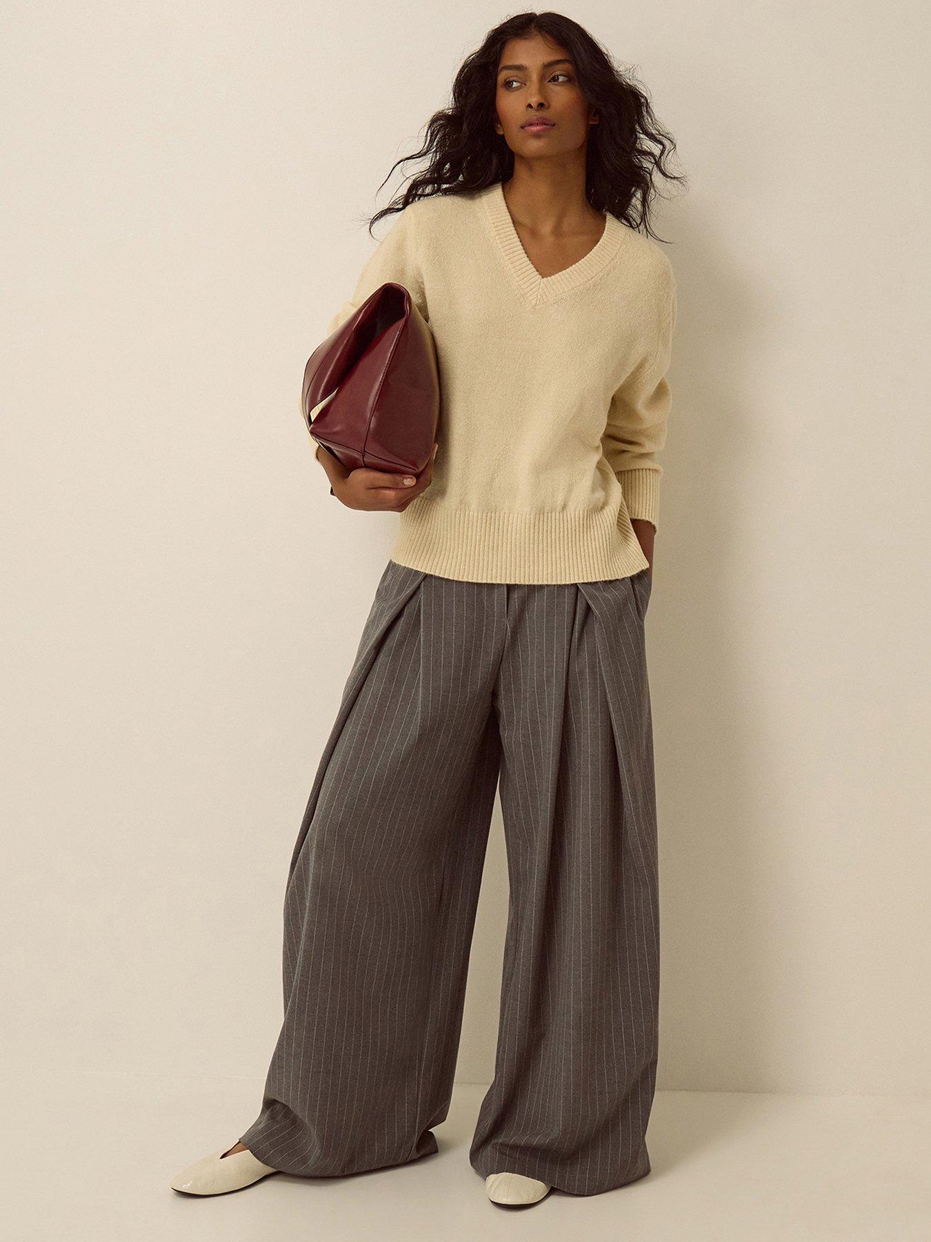 Image 3 of 4 of Monsoon Vikki V Neck Jumper - Yellow