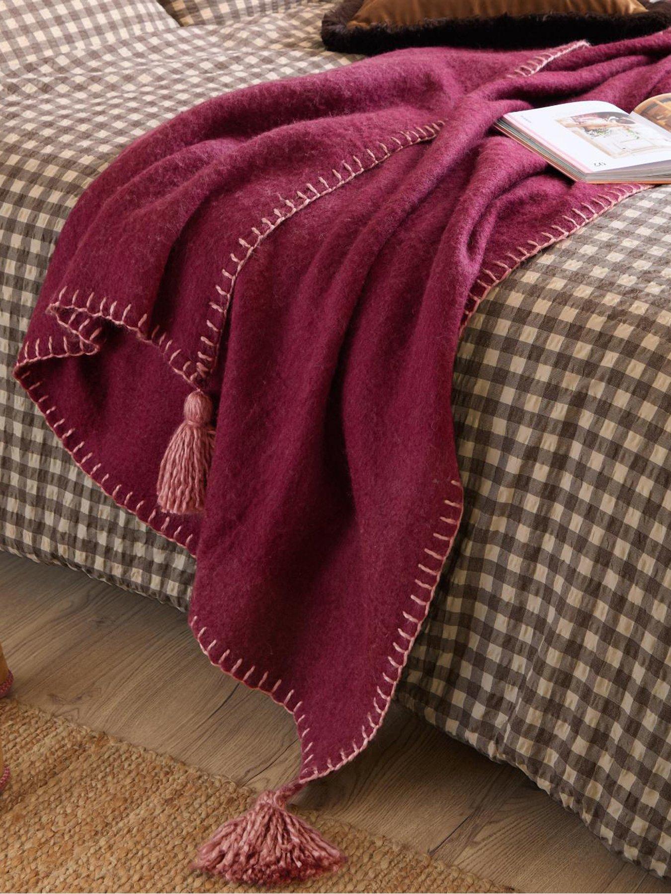 Furn Lowen Wool 130x170 Throw Berry / Cotta