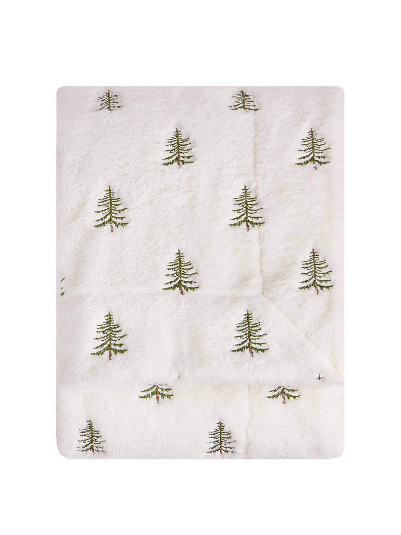 Furn Winter Pines 130x180 Throw Ecru