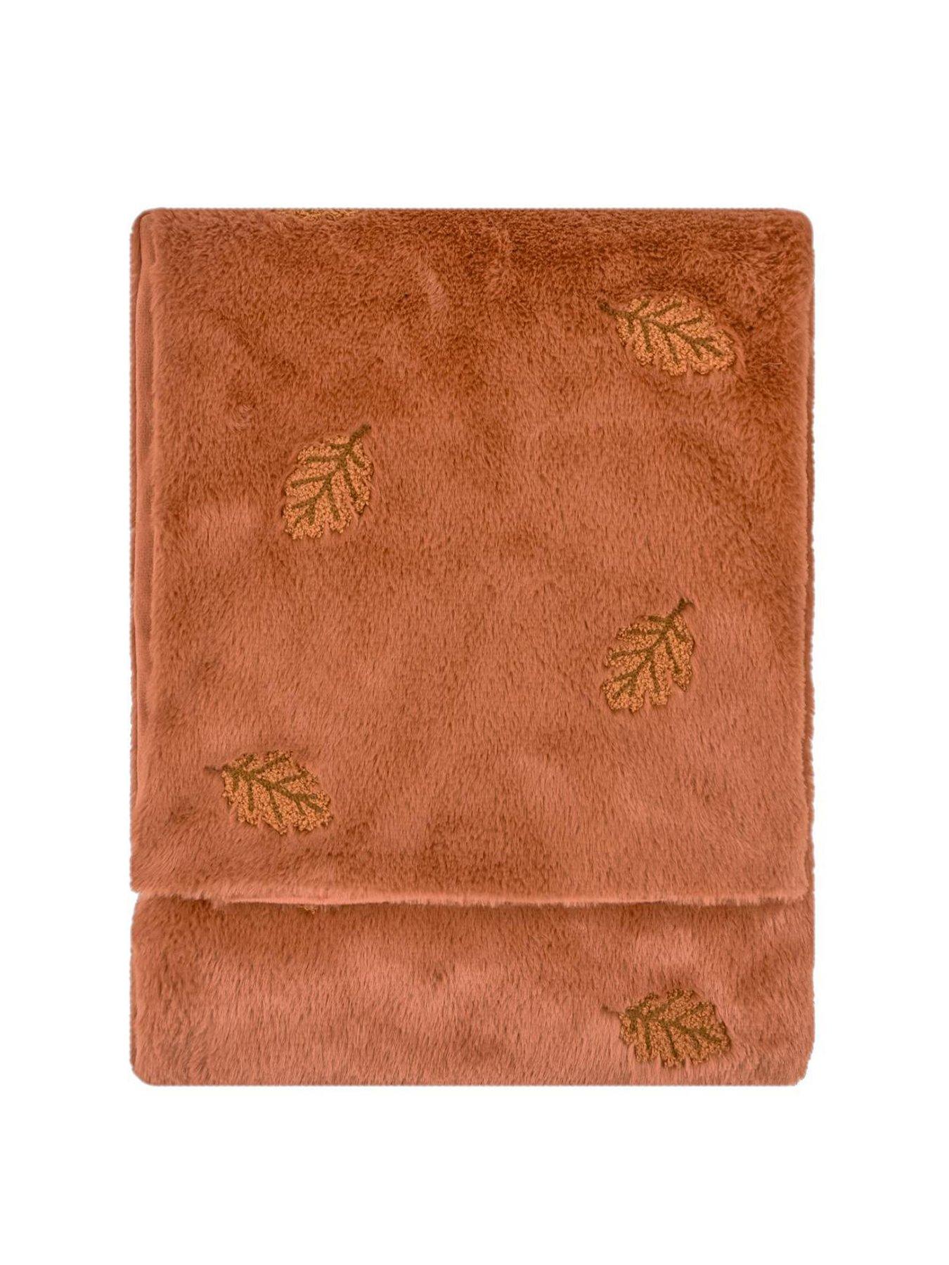 Image 1 of 2 of Furn Autumn Trail 130x180 Throw Rust