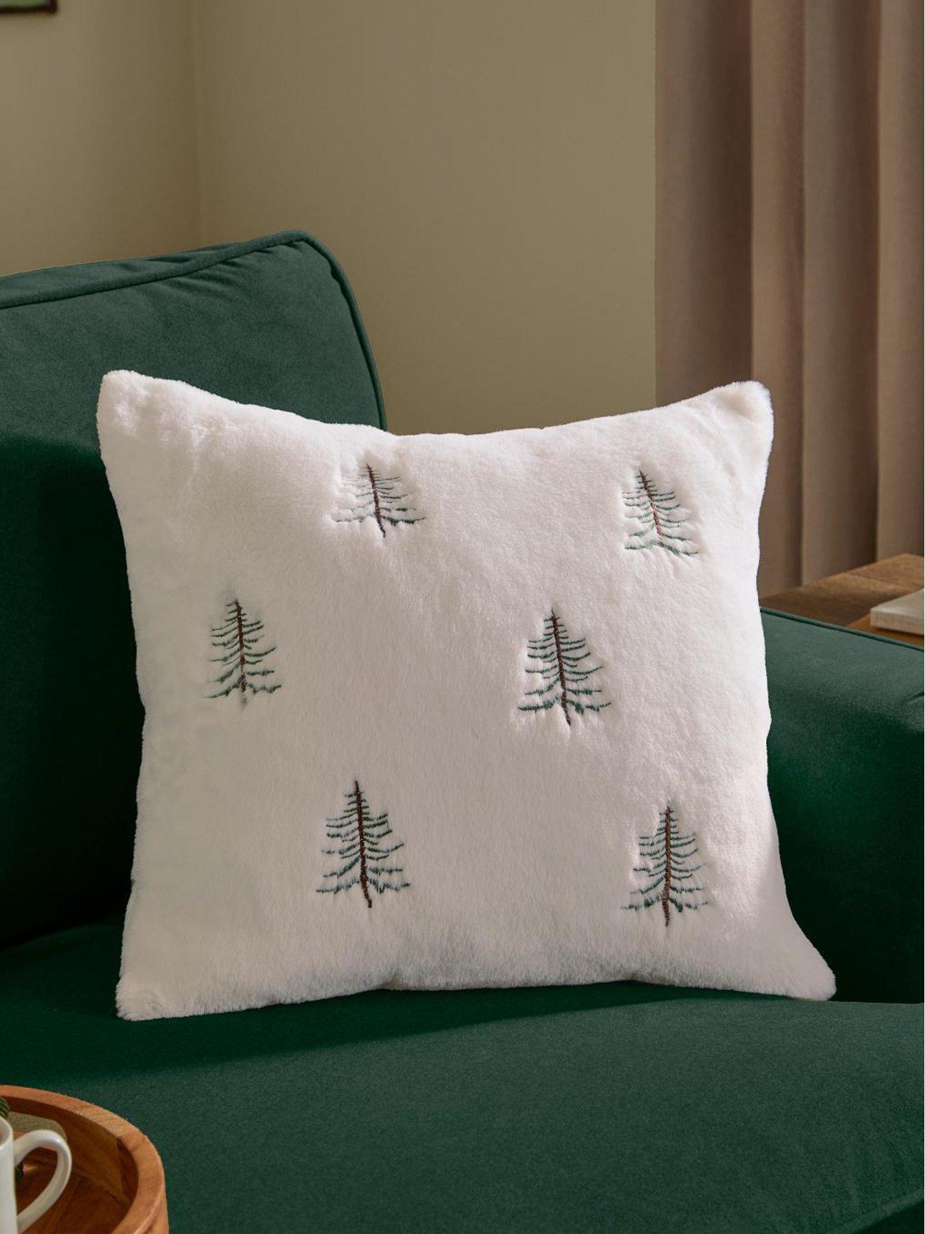 Furn Winter Pines 45x45 Polyester Cushion Ecru