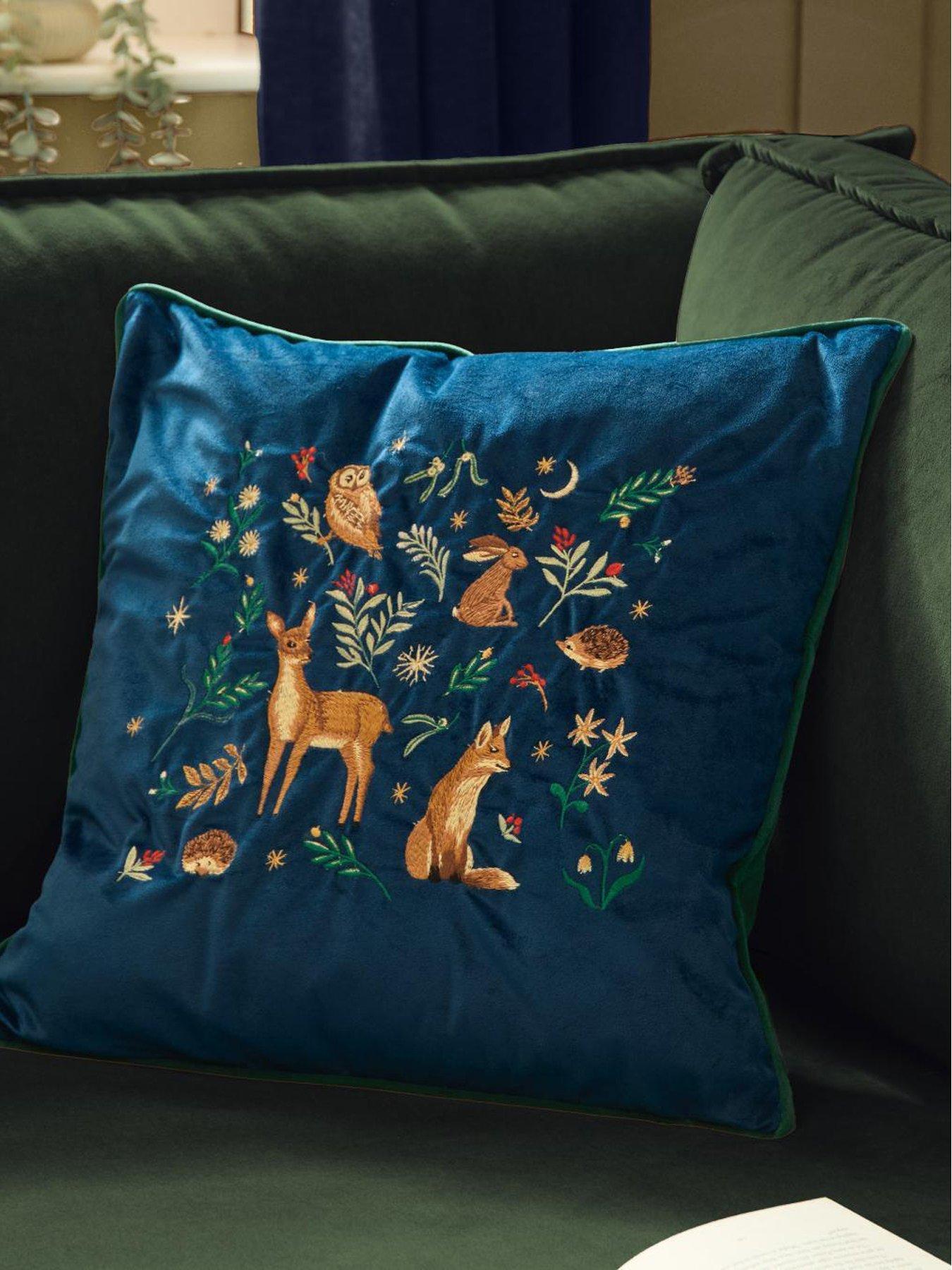 Furn Berry Woods 45x45 Polyester Cushion Navy