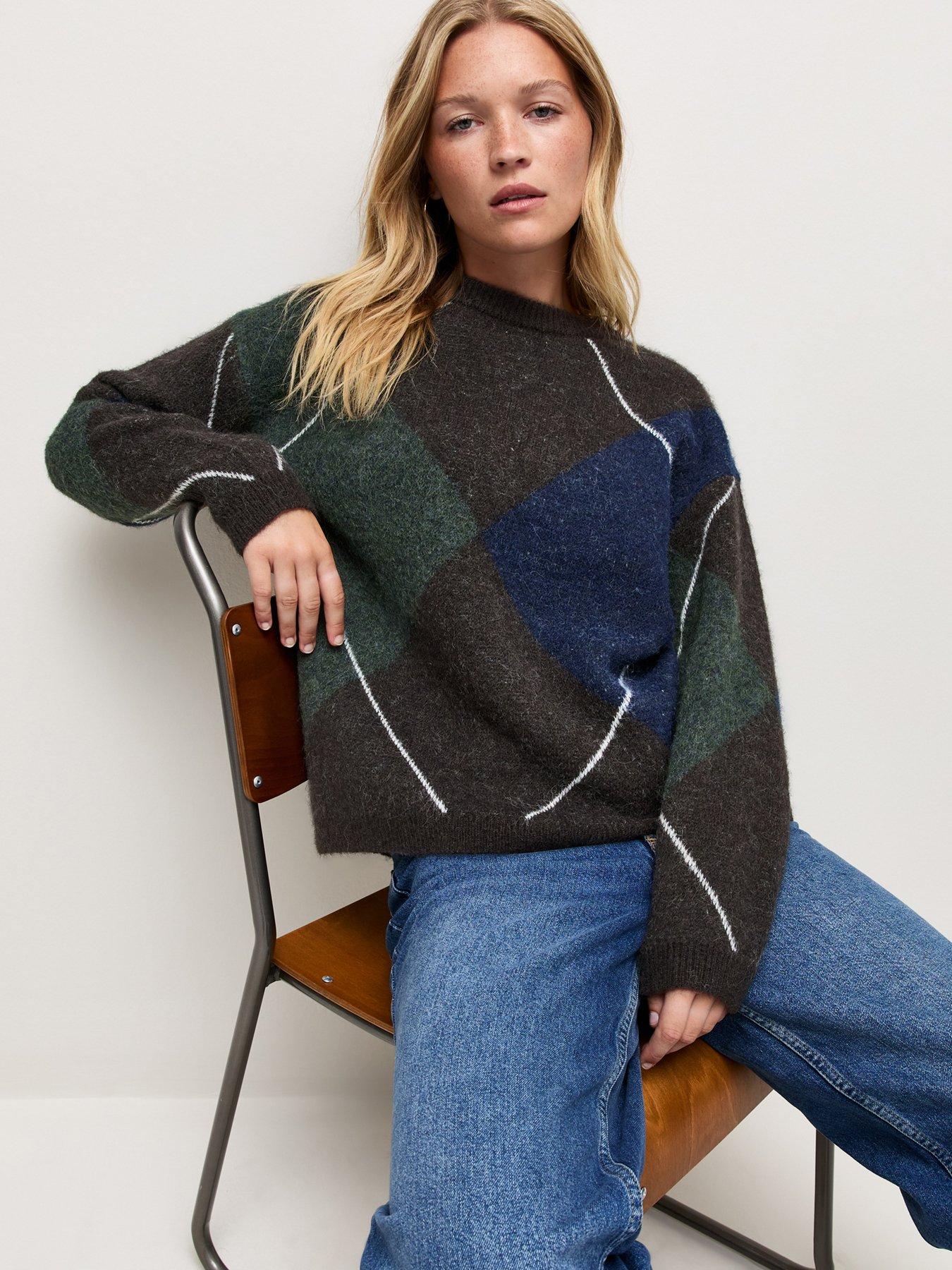 Image 1 of 5 of New Look Womens Argyle Crew Neck Jumper - Grey
