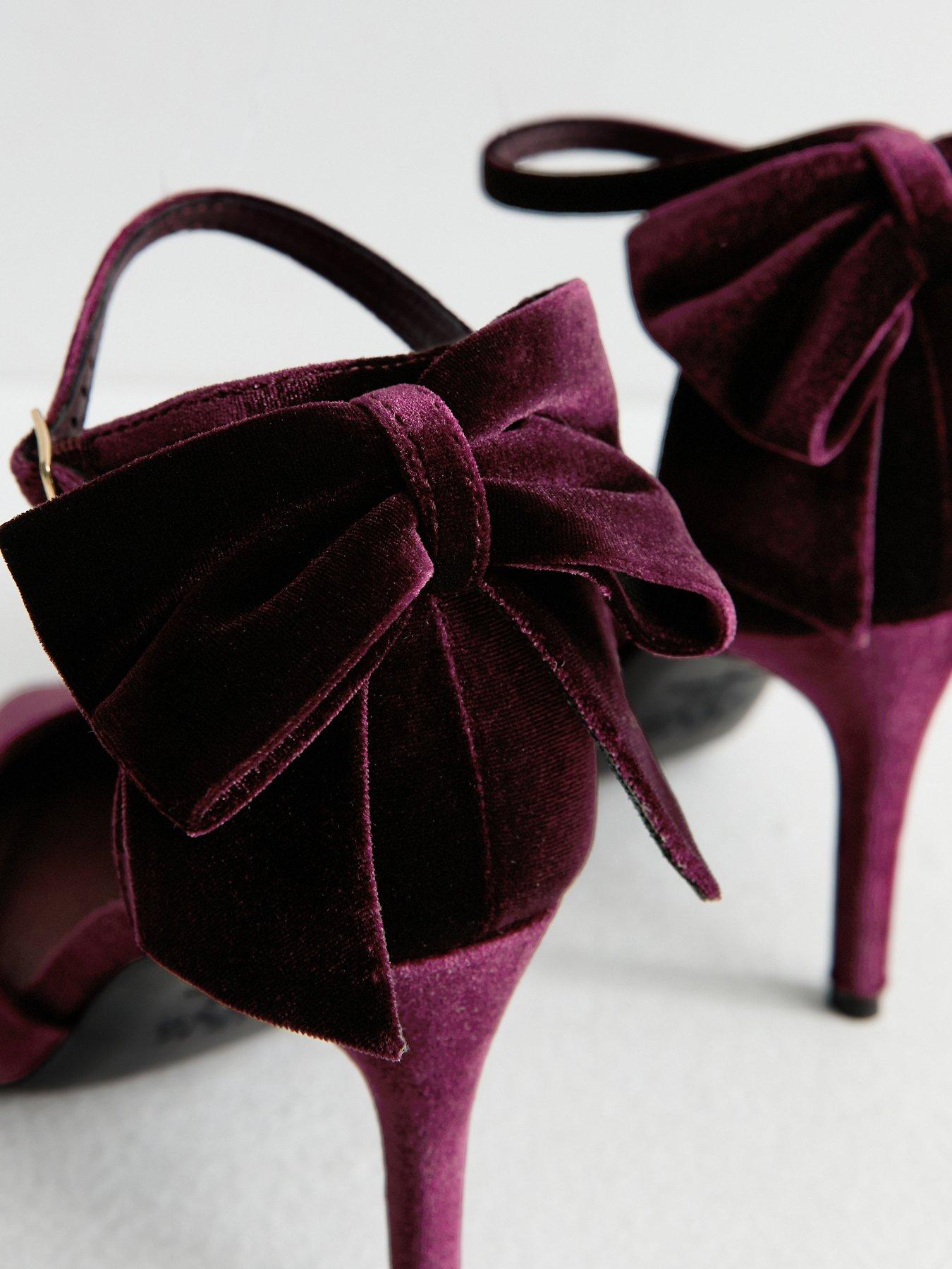 Image 6 of 6 of New Look Womens Wide Fit Velvet Bow Back Court Shoes - Dark Red