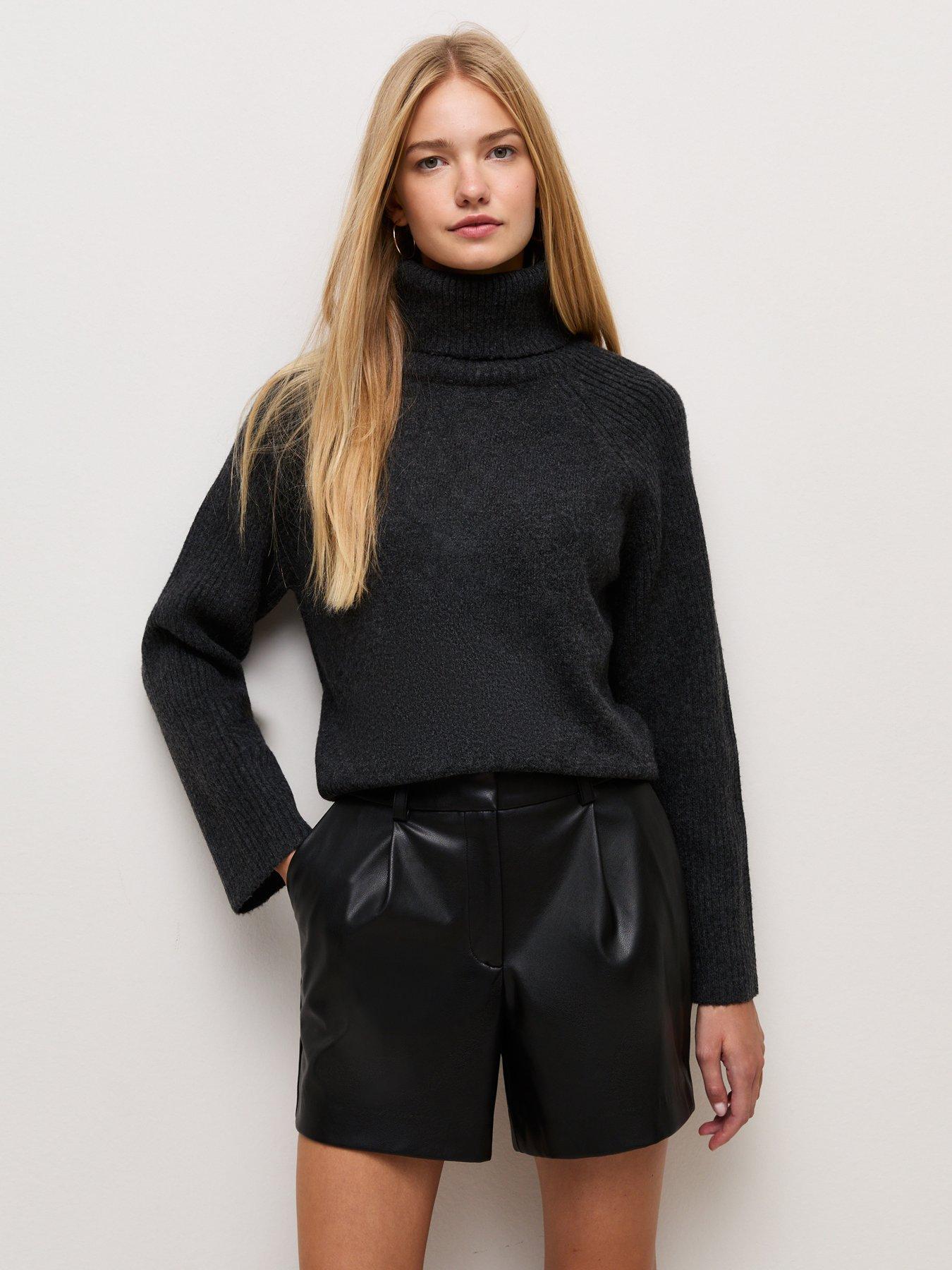 New Look Women's Faux Leather Tailored Shorts - Black