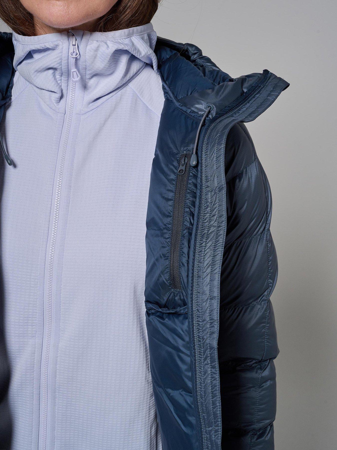 Image 5 of 7 of Montane Womens Icarus 3.0 Hooded Insulated Jacket - Navy