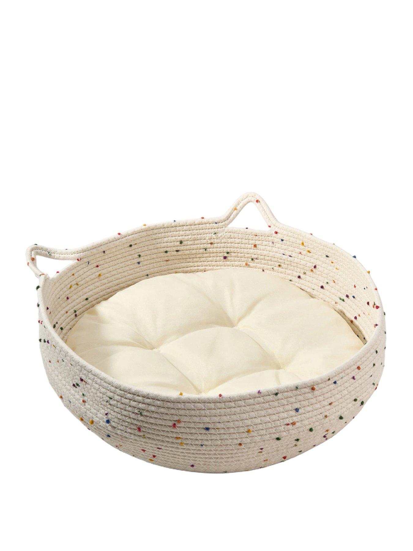 Image 2 of 7 of Living and Home Large Cotton Yarn Cat Scratching bed