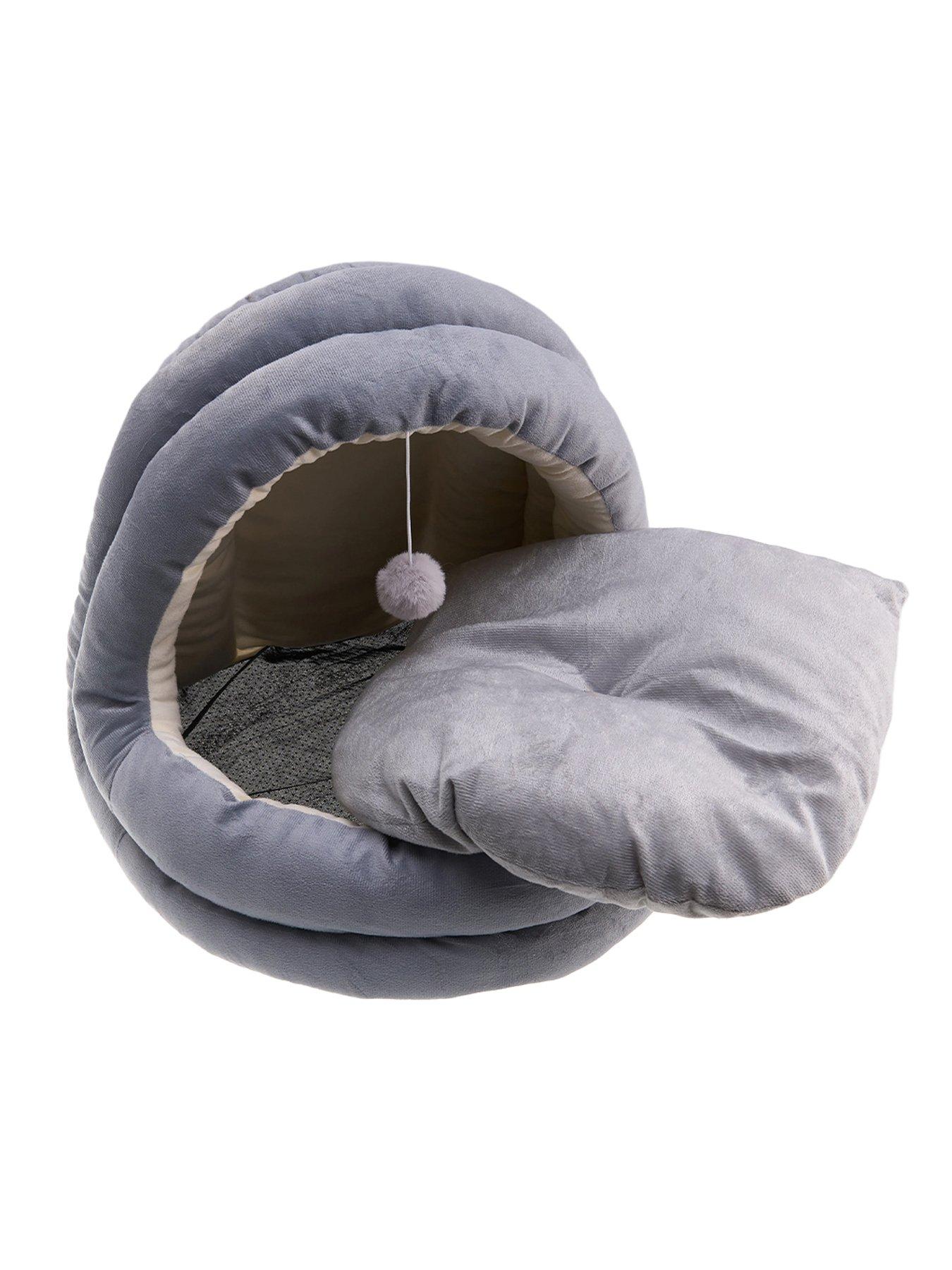 Image 3 of 7 of Living and Home Removable Washable Yurt-style Cat Bed