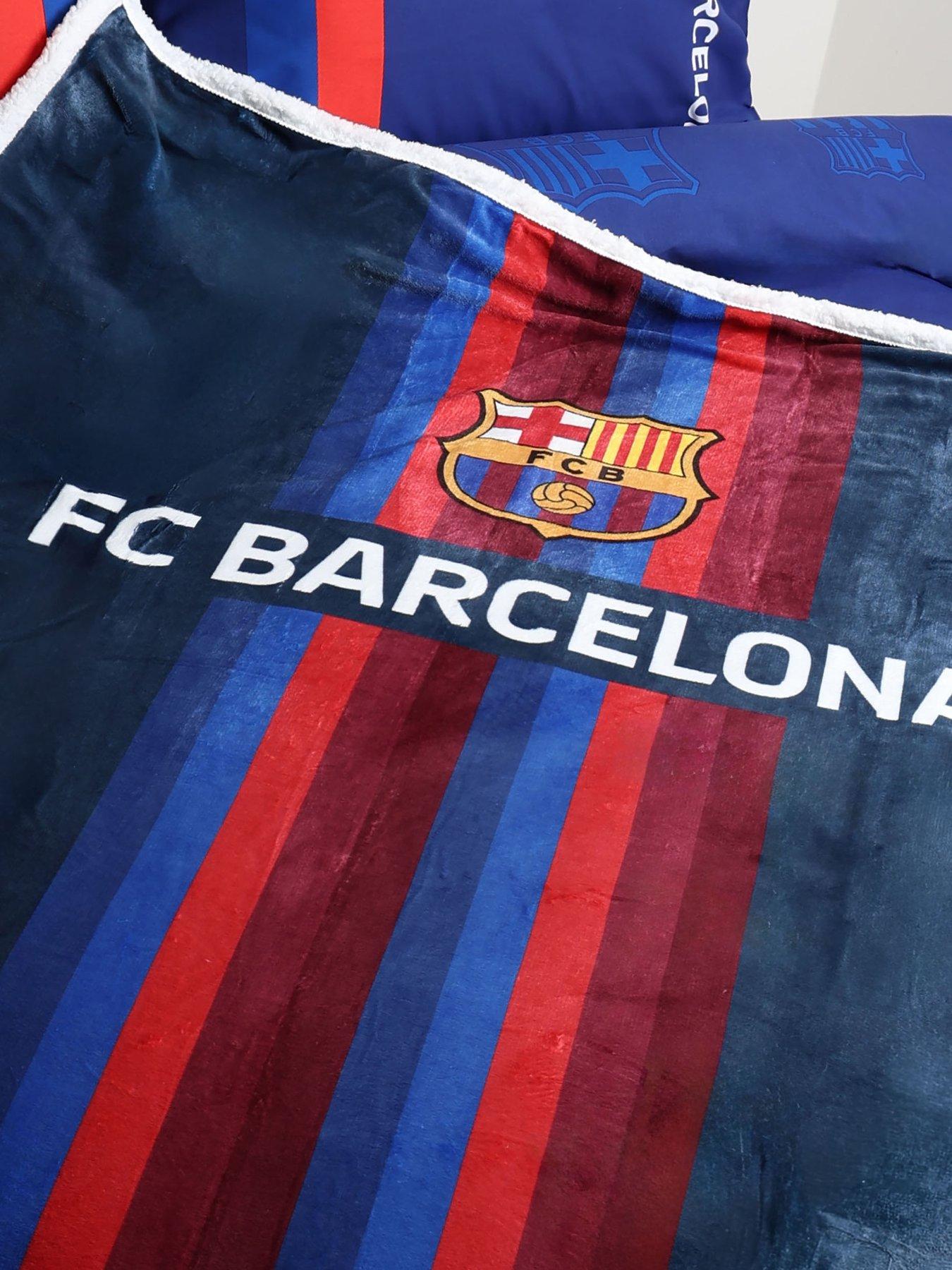 Image 4 of 5 of FC Barcelona Barcelona  Digi Sherpa Fleece
