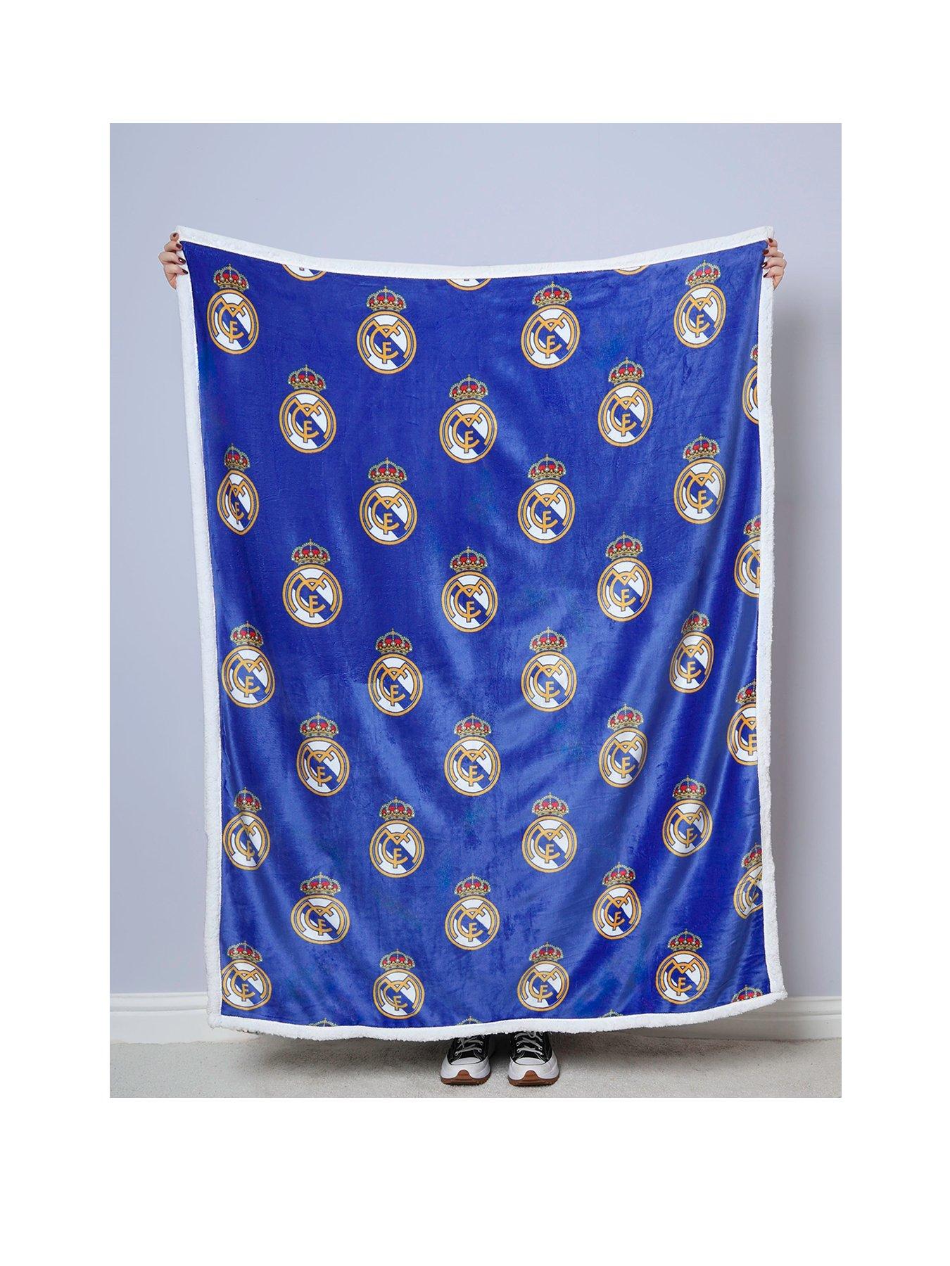 Image 1 of 6 of Real Madrid C.F. Real Madrid  Digi Sherpa Fleece