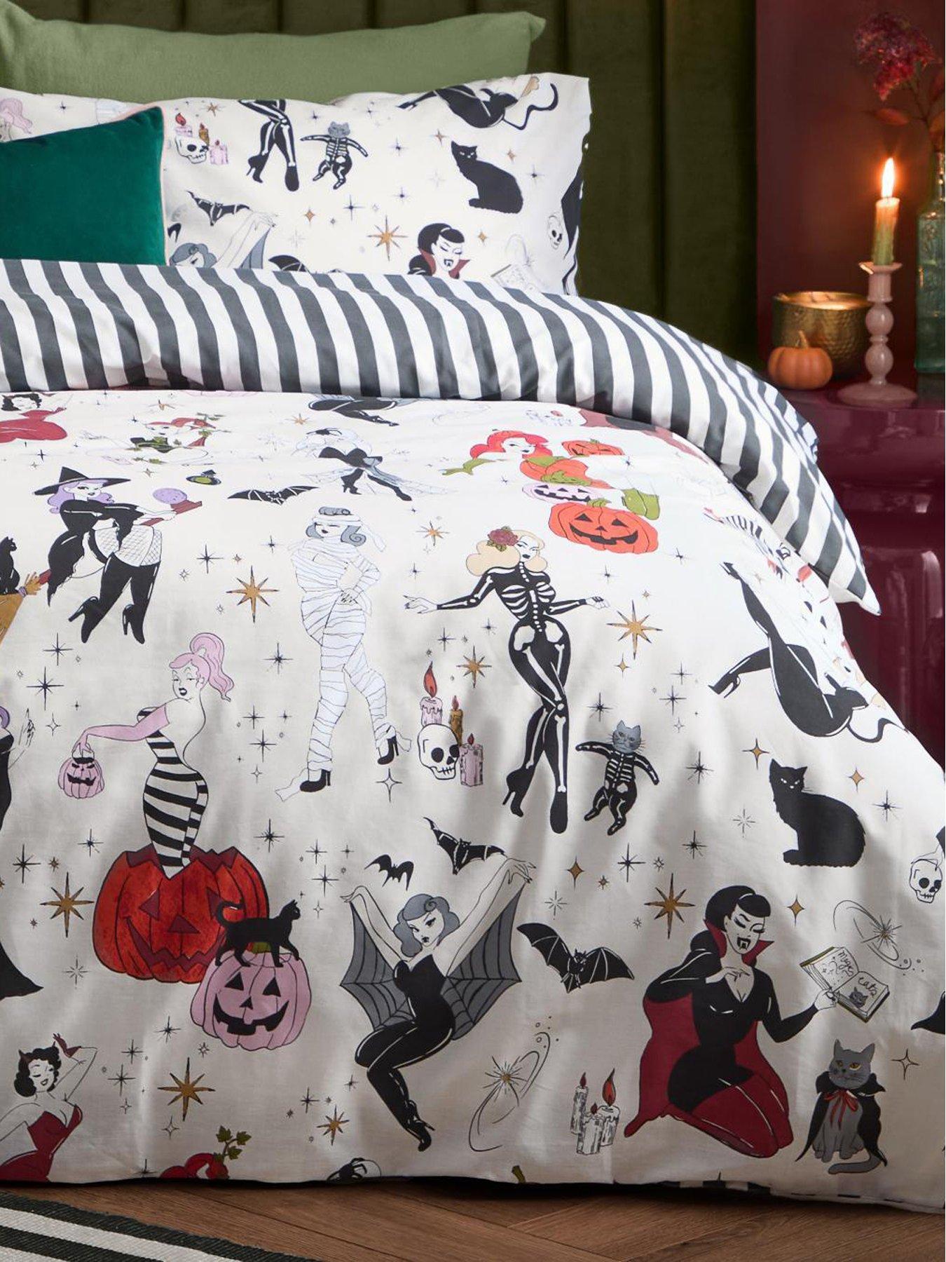 Image 4 of 4 of Furn Trick Or Treat Duvet Set Monochrome