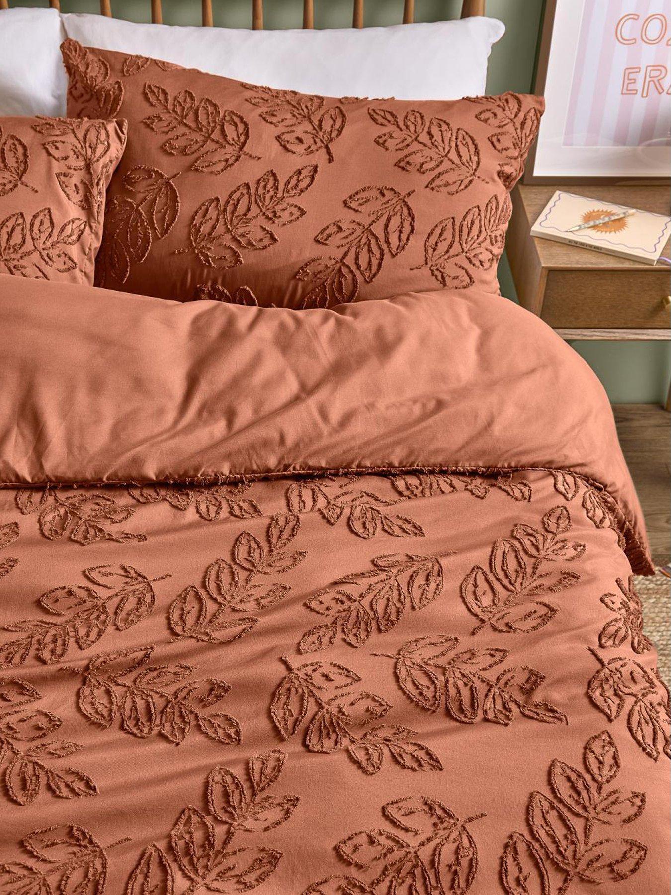 Duvet Day Seville Leaf Soft Tufted Duvet Set Rust